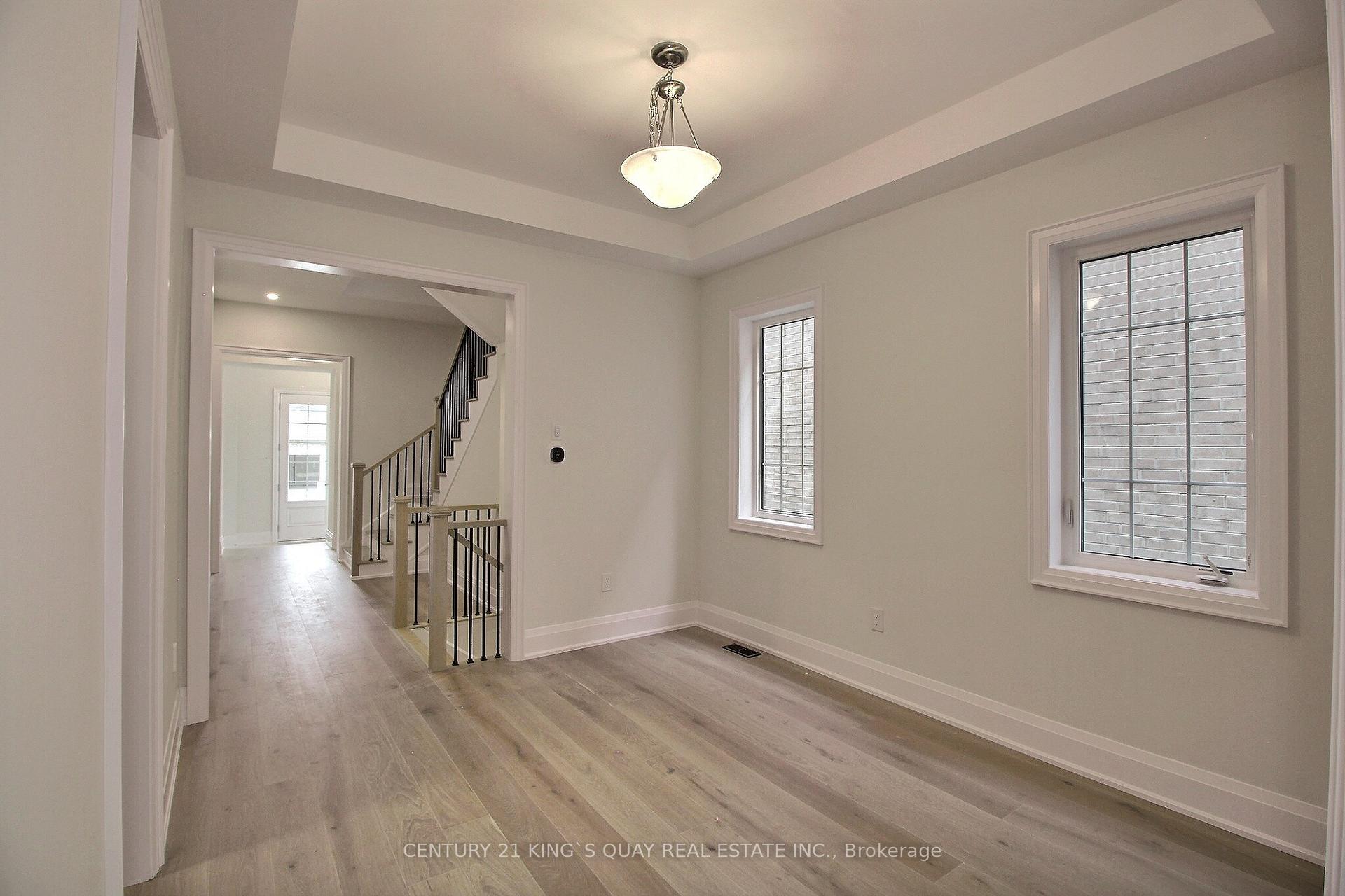 Photo 11 of 16 Sweet Gale Crescent, Richmond Hill, Rural Richmond Hill — HOMEH