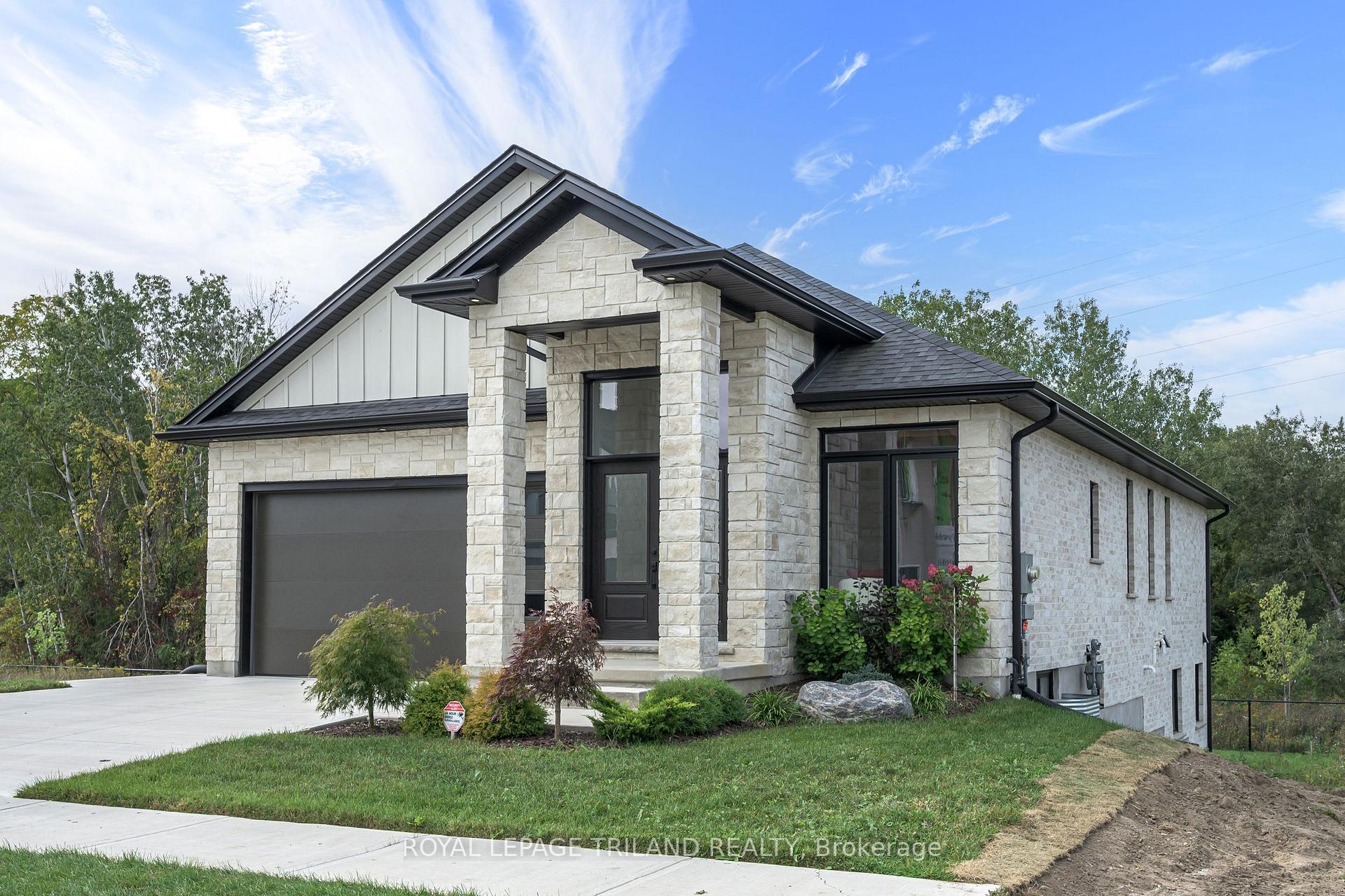 Photo 2 of 4225 Green Bend Road, London, South V — HOMEH