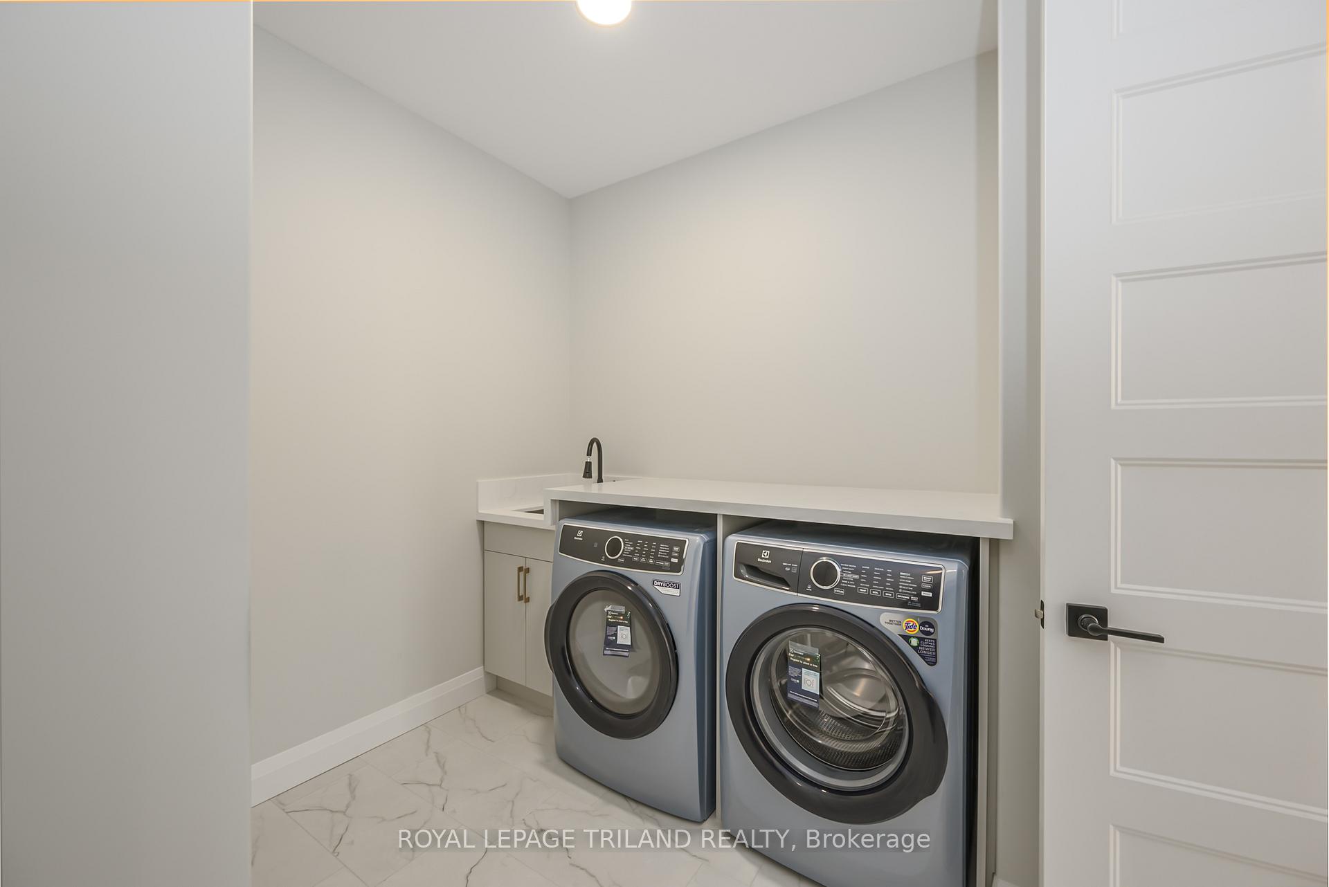 Photo 19 of 4225 Green Bend Road, London, South V — HOMEH
