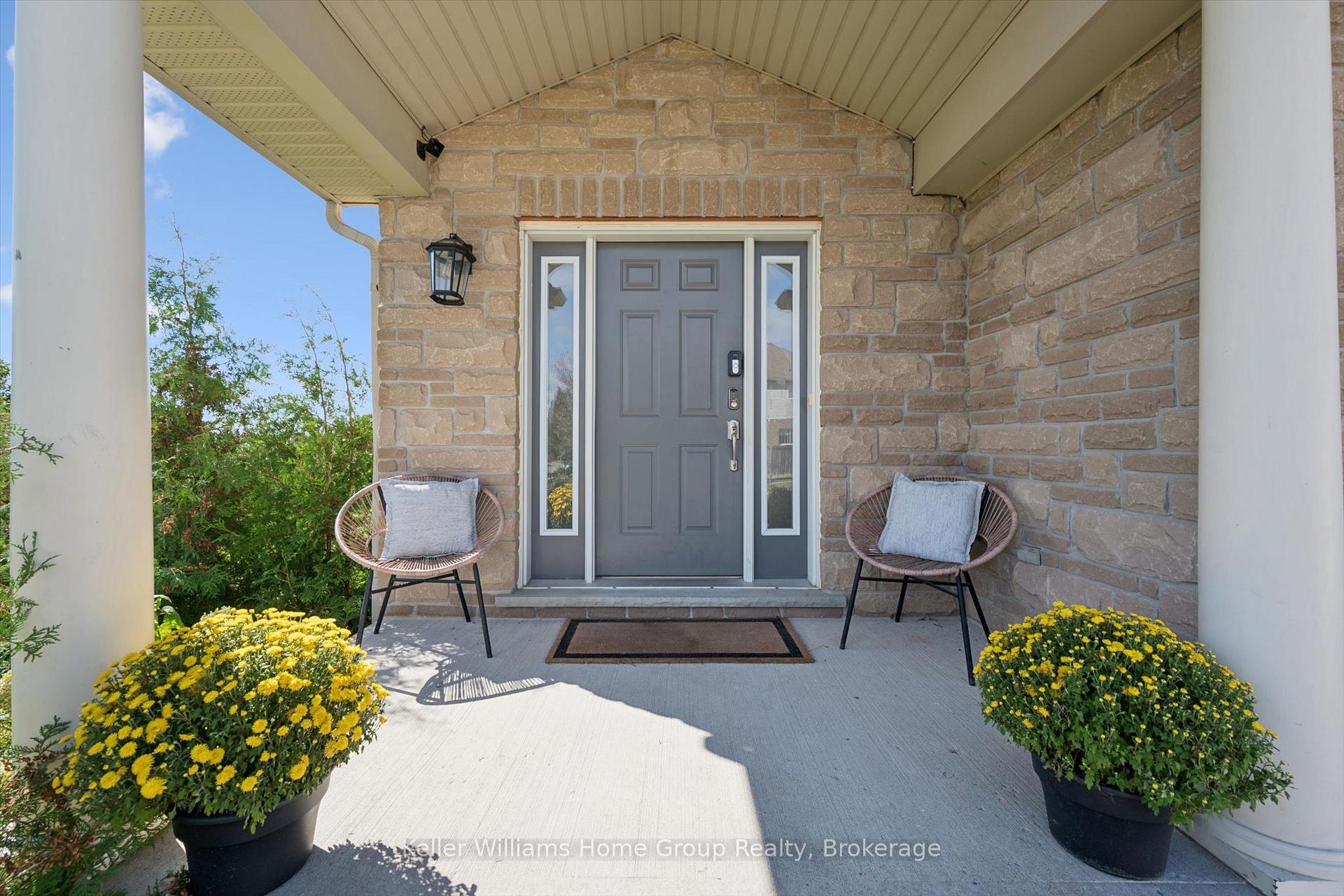 Photo 4 of 4 Hunsberger Drive, Wilmot, Baden — HOMEH