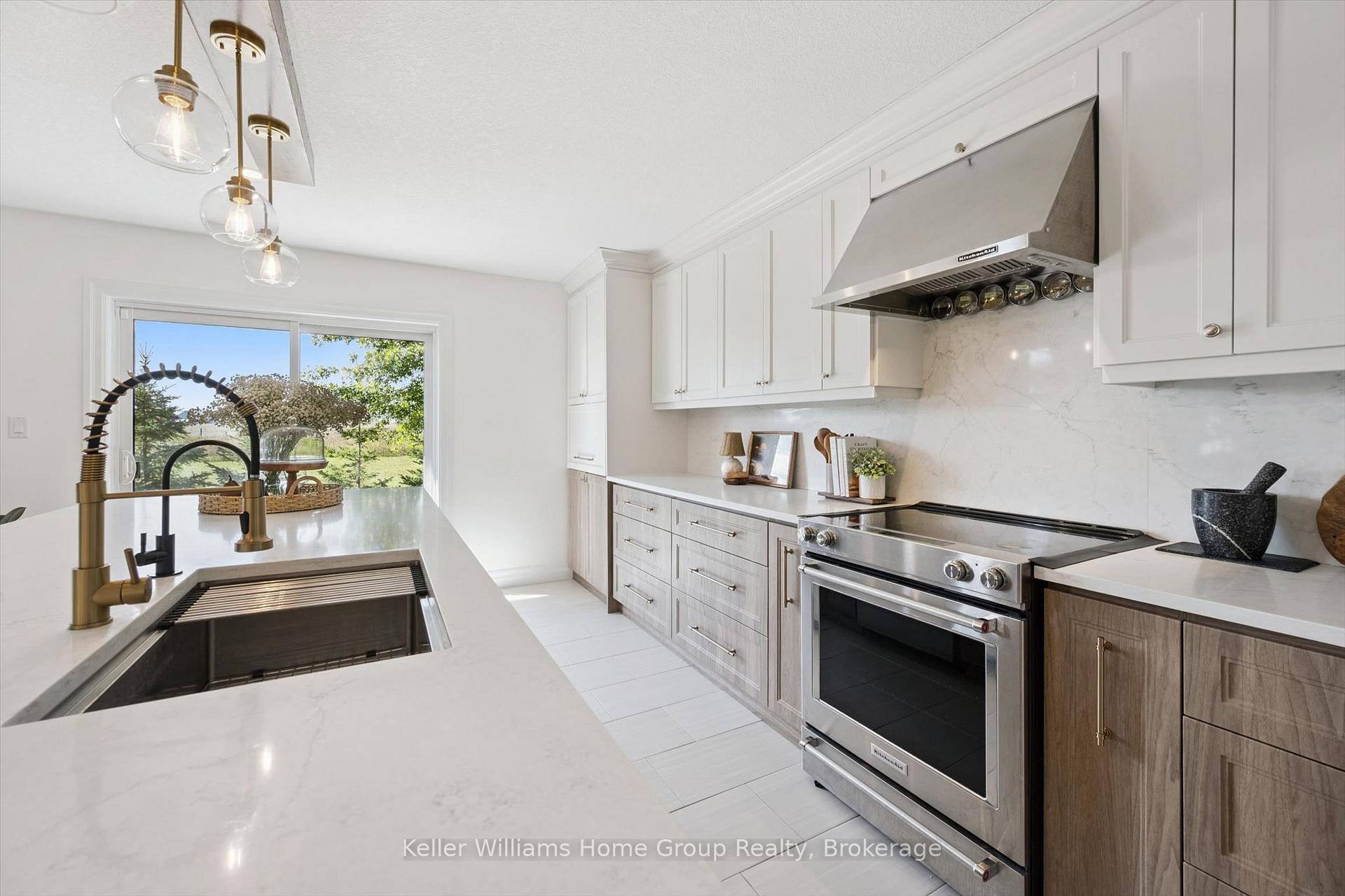 Photo 15 of 4 Hunsberger Drive, Wilmot, Baden — HOMEH