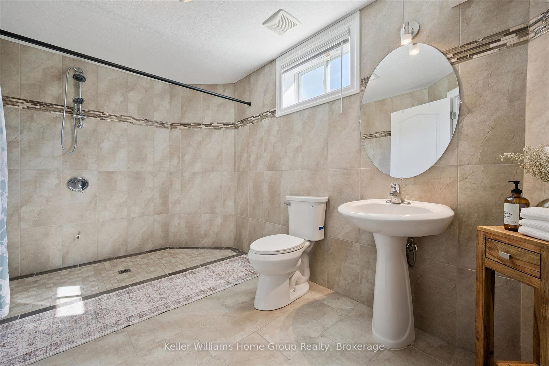 Photo 35 of 4 Hunsberger Drive, Wilmot, Baden — HOMEH