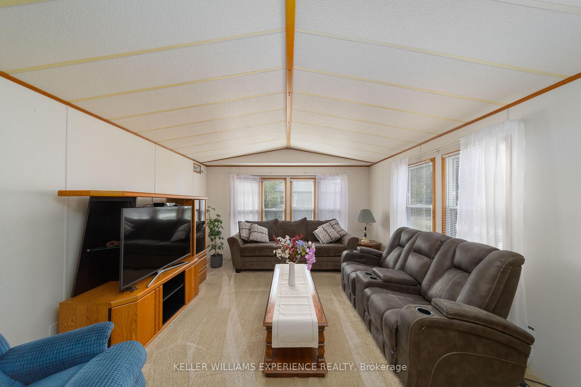 Photo 3 of Unit 27, 4976 25th Sideroad, Essa, Rural Essa — HOMEH
