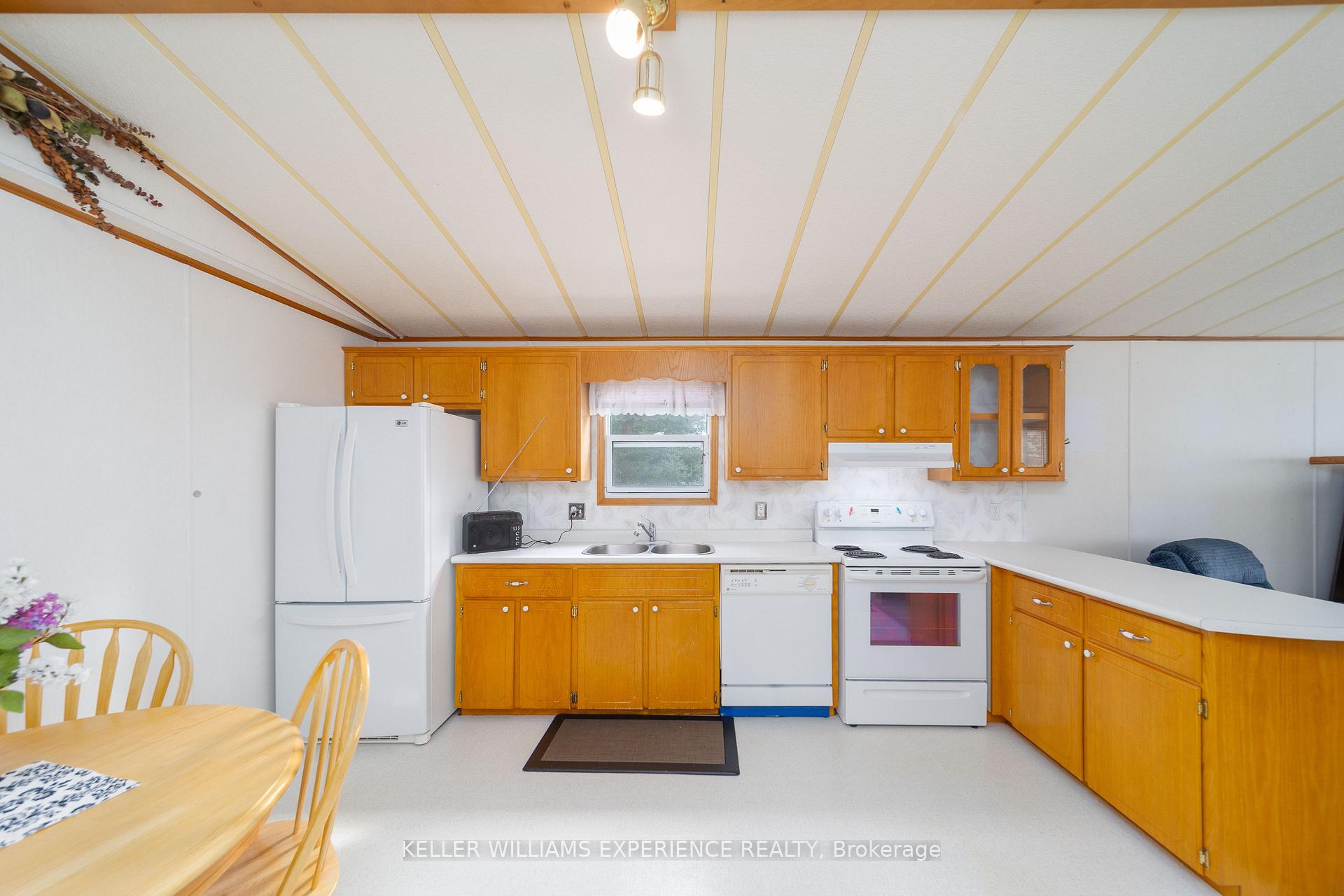 Photo 6 of Unit 27, 4976 25th Sideroad, Essa, Rural Essa — HOMEH