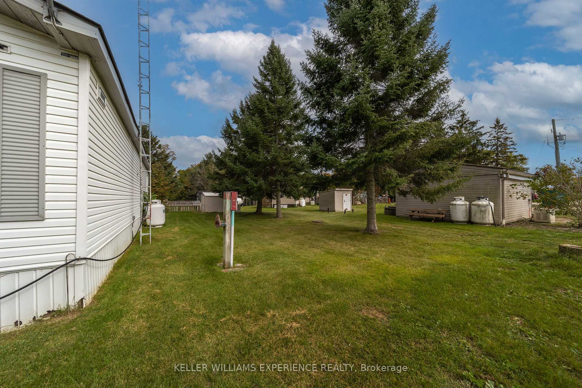 Photo 13 of Unit 27, 4976 25th Sideroad, Essa, Rural Essa — HOMEH
