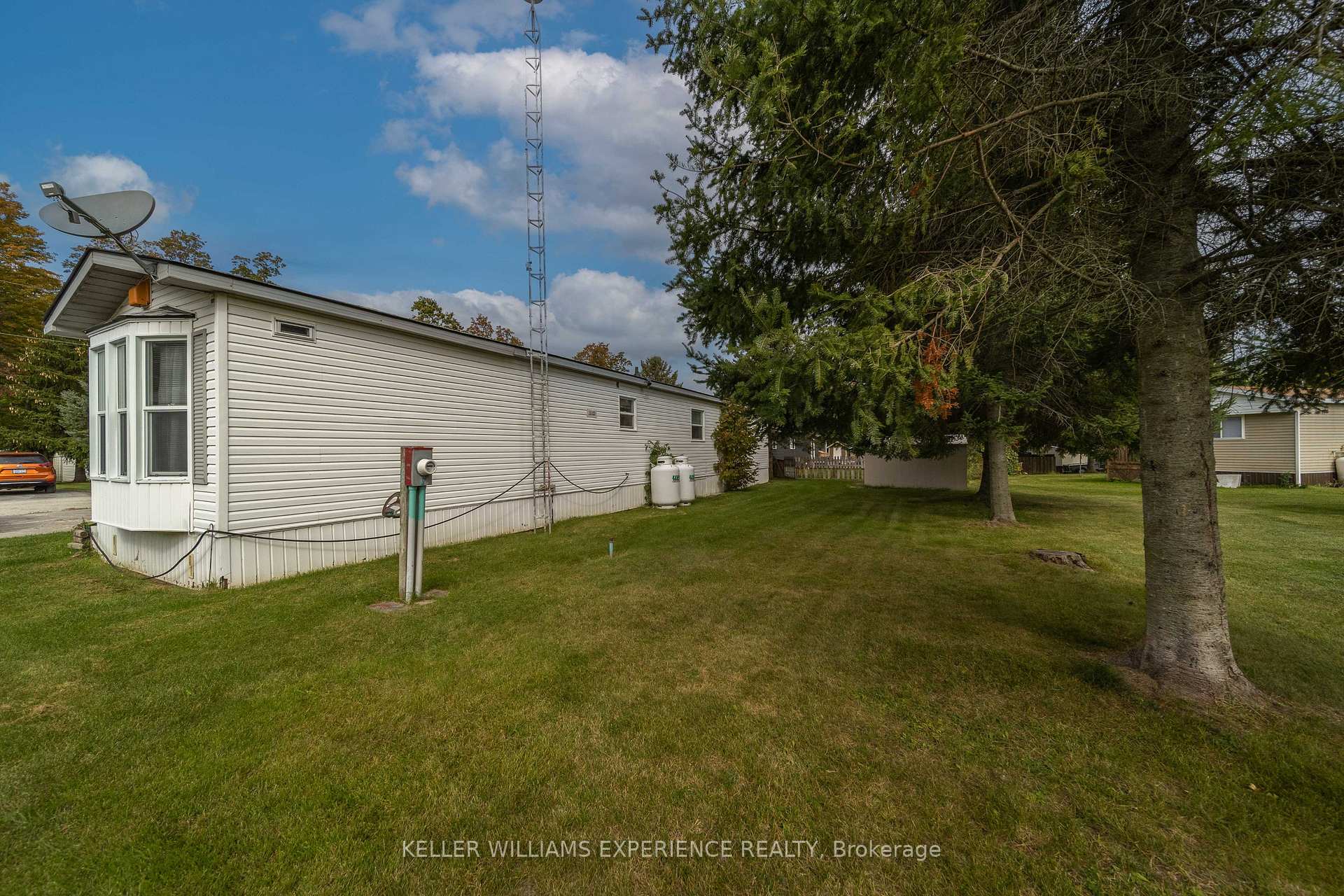 Photo 14 of Unit 27, 4976 25th Sideroad, Essa, Rural Essa — HOMEH