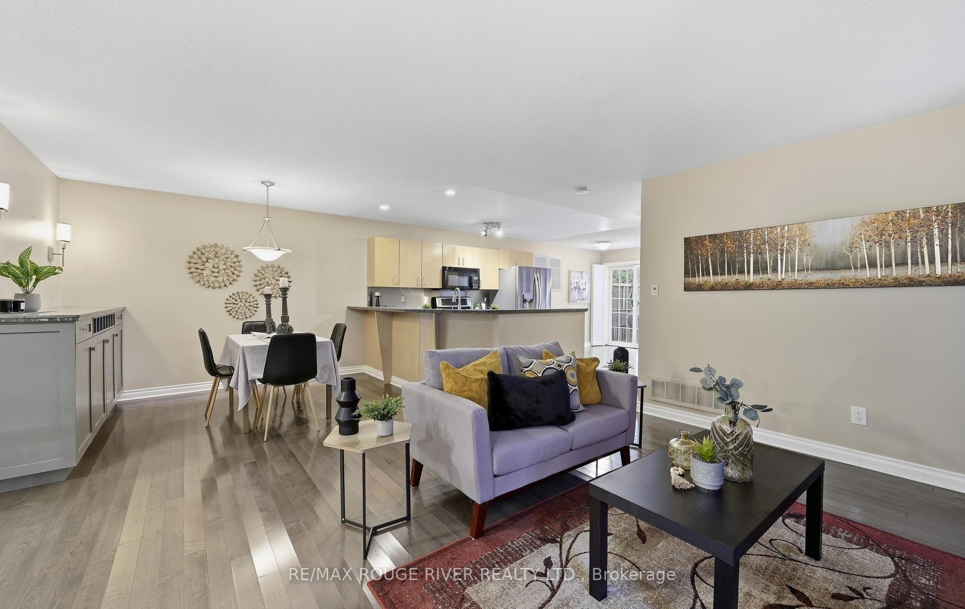 Photo 11 of 245 Willowbrook Drive, Whitby, Pringle Creek — HOMEH