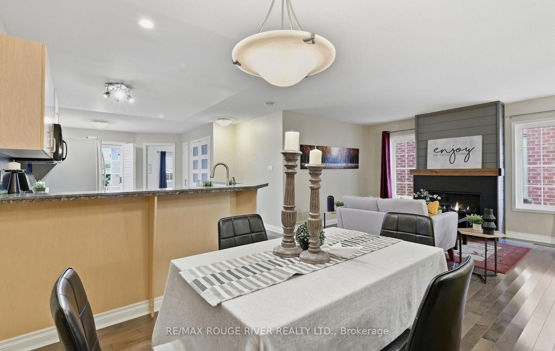 Photo 14 of 245 Willowbrook Drive, Whitby, Pringle Creek — HOMEH