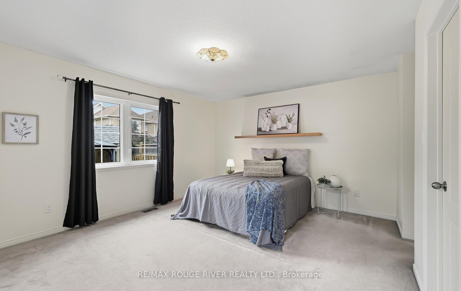 Photo 21 of 245 Willowbrook Drive, Whitby, Pringle Creek — HOMEH