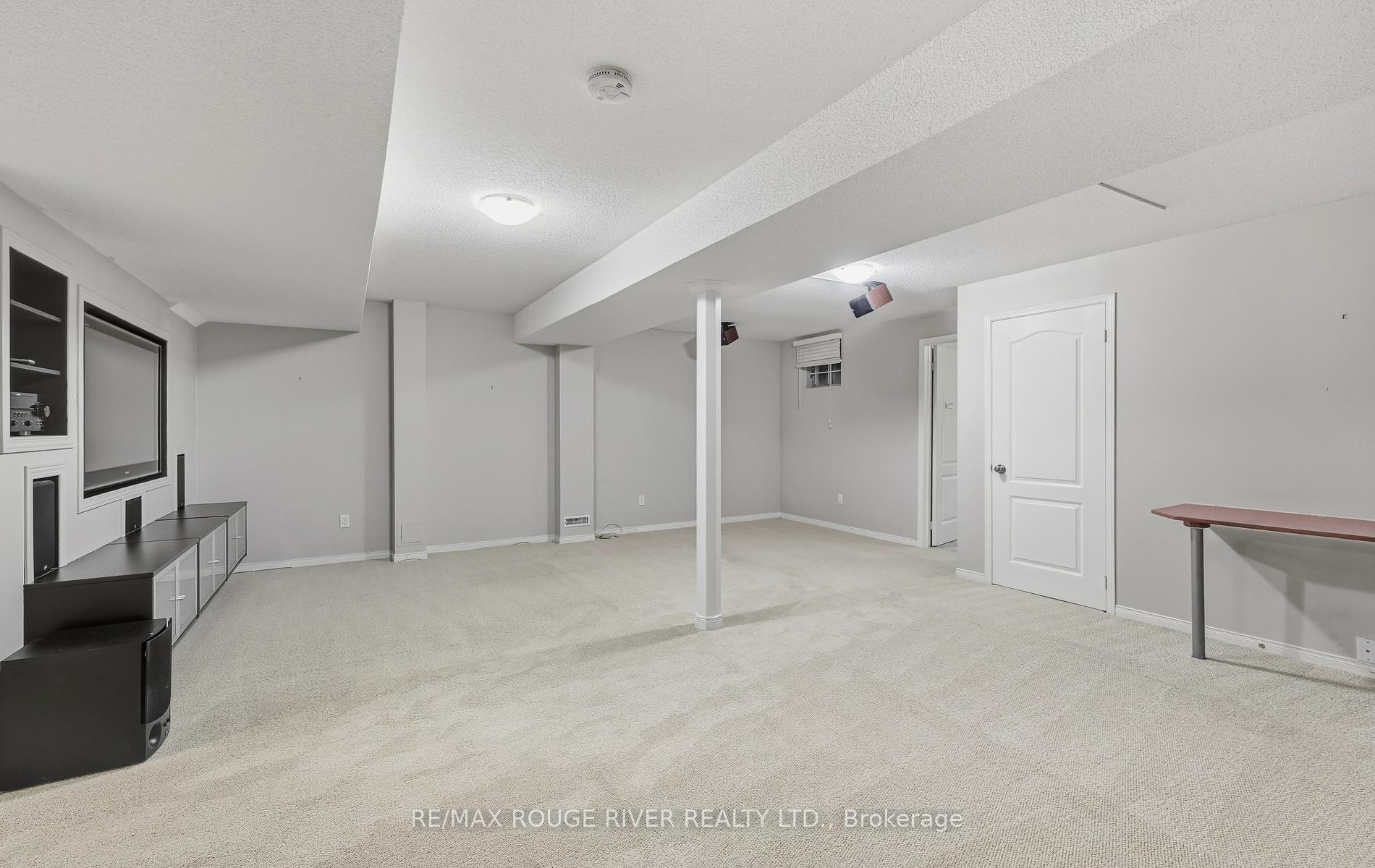 Photo 26 of 245 Willowbrook Drive, Whitby, Pringle Creek — HOMEH