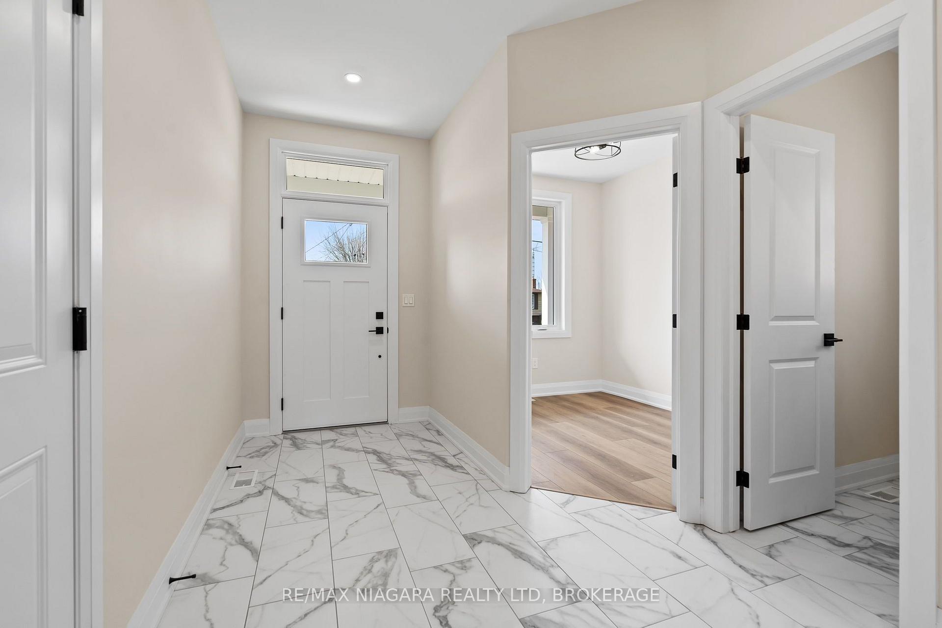 Photo 6 of 63 Swan Avenue, Pelham, Fonthill — HOMEH