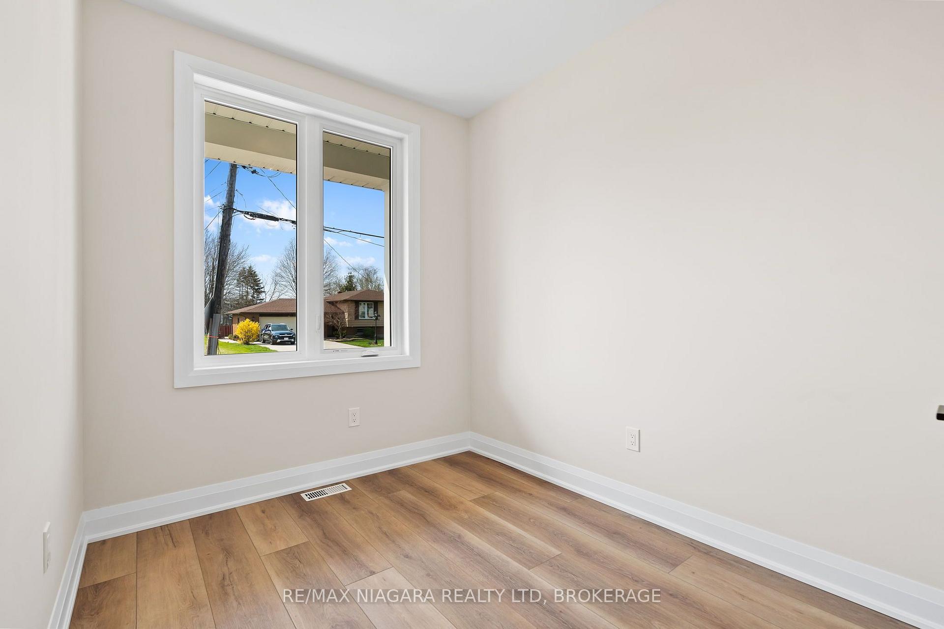 Photo 8 of 63 Swan Avenue, Pelham, Fonthill — HOMEH