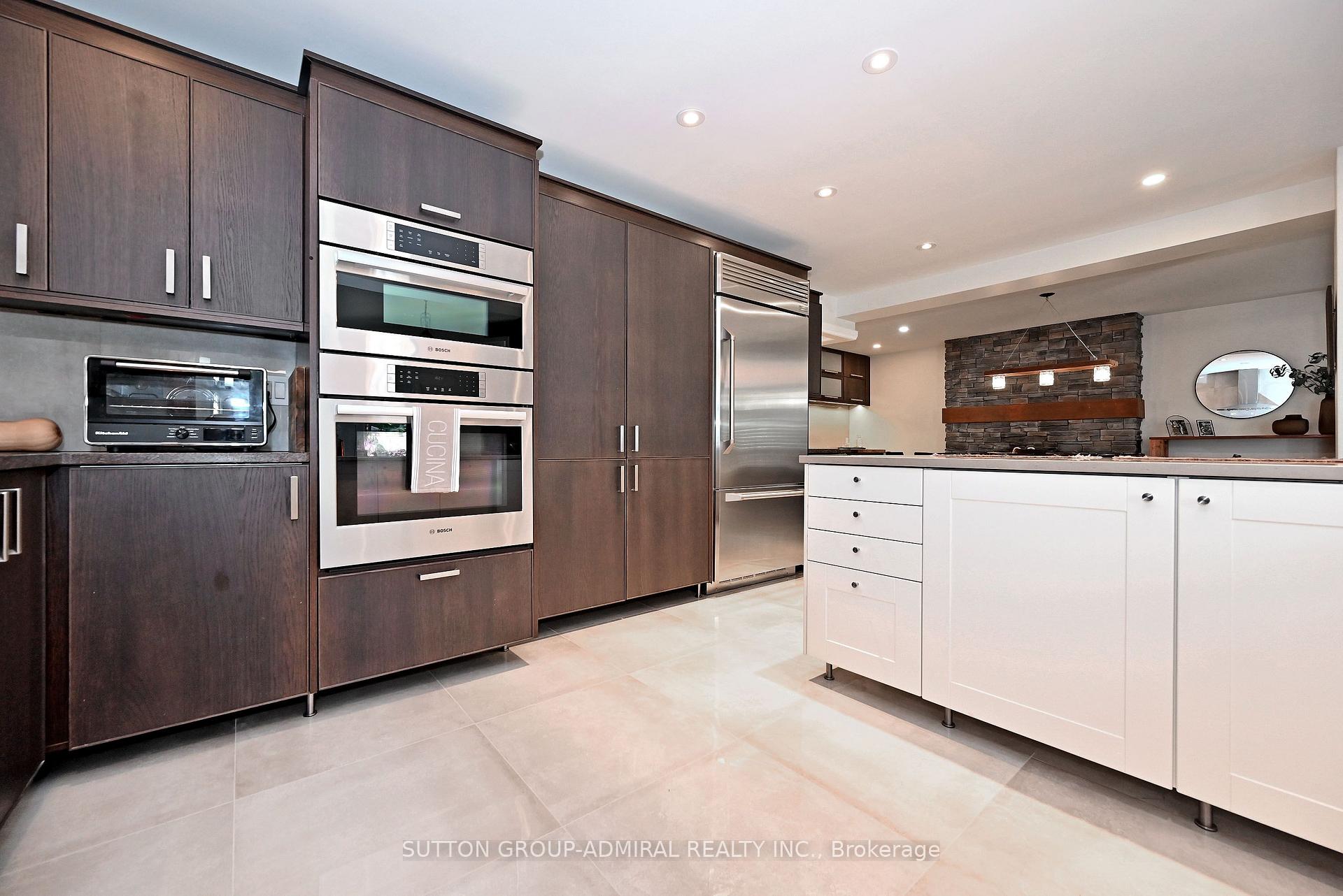 Photo 19 of 62 Castlehill Road, Vaughan, Maple — HOMEH