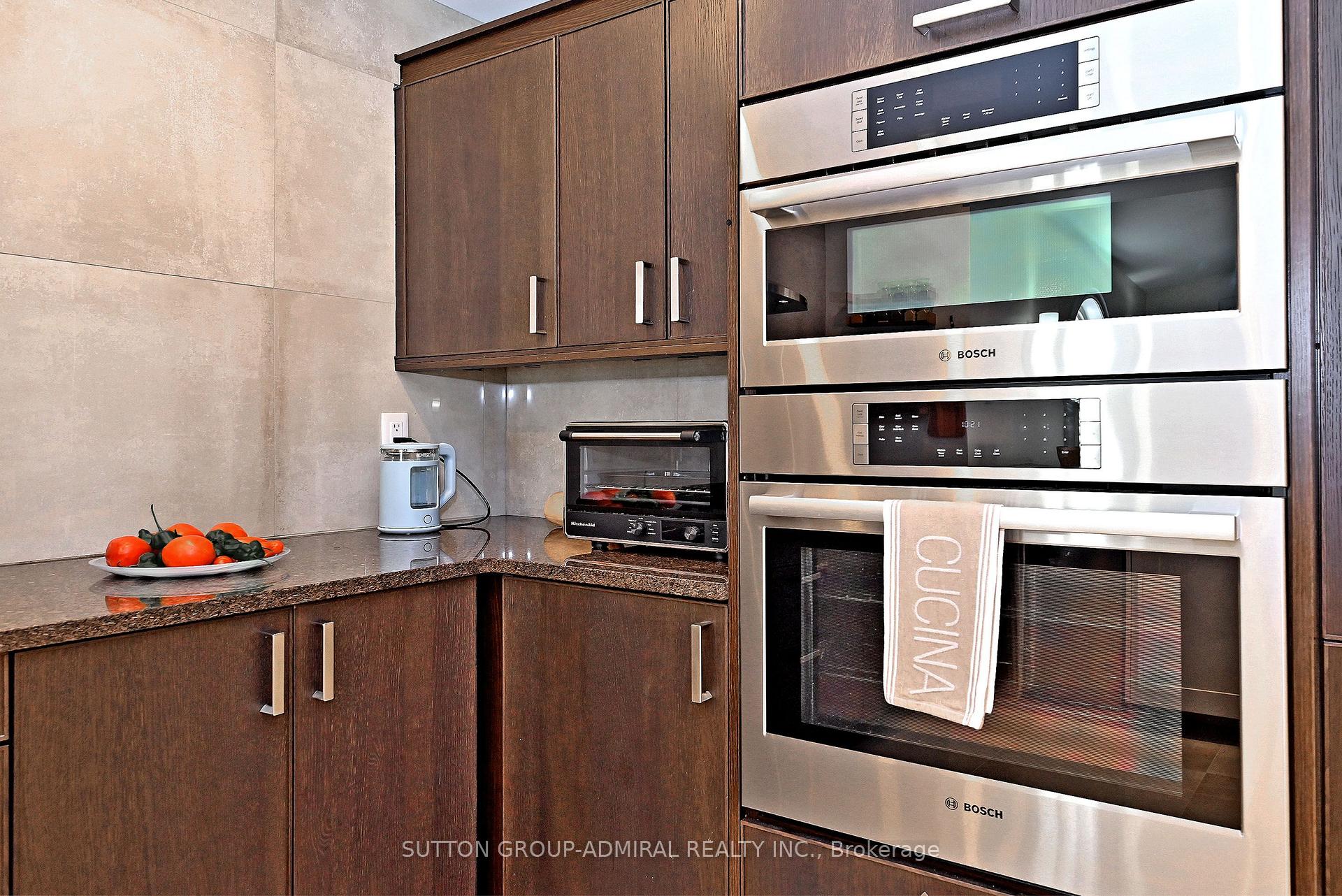 Photo 20 of 62 Castlehill Road, Vaughan, Maple — HOMEH