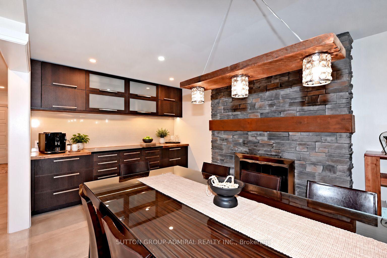 Photo 23 of 62 Castlehill Road, Vaughan, Maple — HOMEH