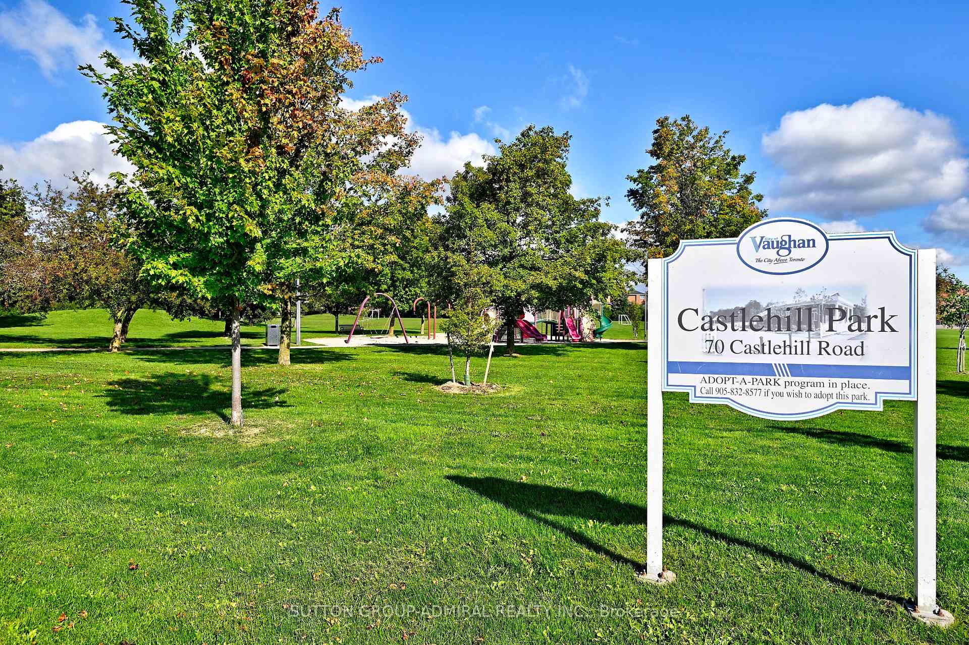 Photo 48 of 62 Castlehill Road, Vaughan, Maple — HOMEH