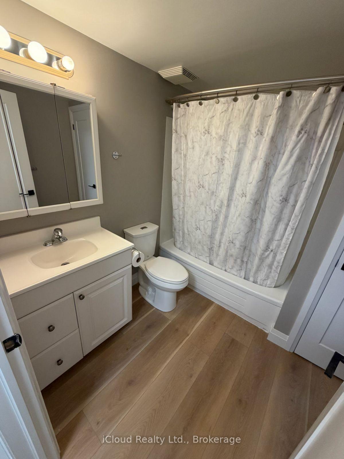 Photo 9 of 84 Confederation Road, Halton Hills, Glen Williams — HOMEH