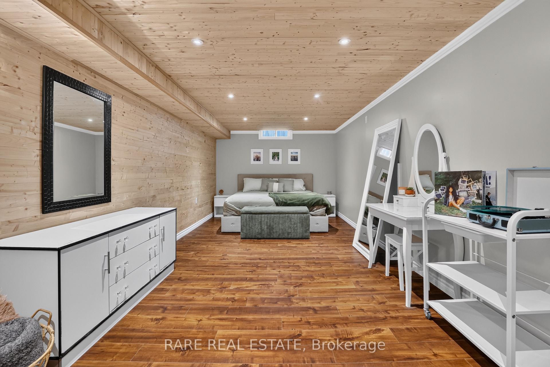 Photo 42 of 102 Cecil Street, Essa, Angus — HOMEH