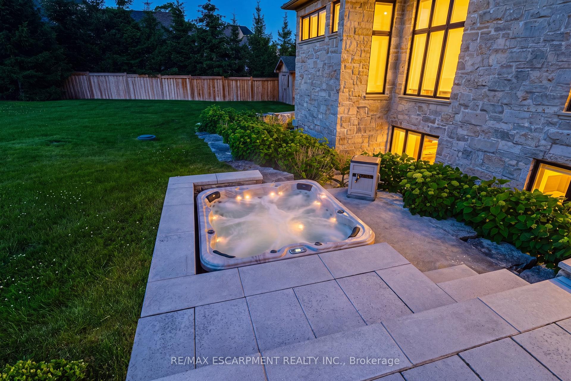 Photo 47 of 38 Visser Drive, Puslinch, Crieff/Aikensville/Killean — HOMEH