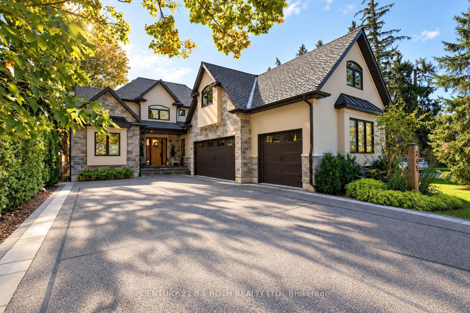 Photo of 245 Sunnybrae Avenue