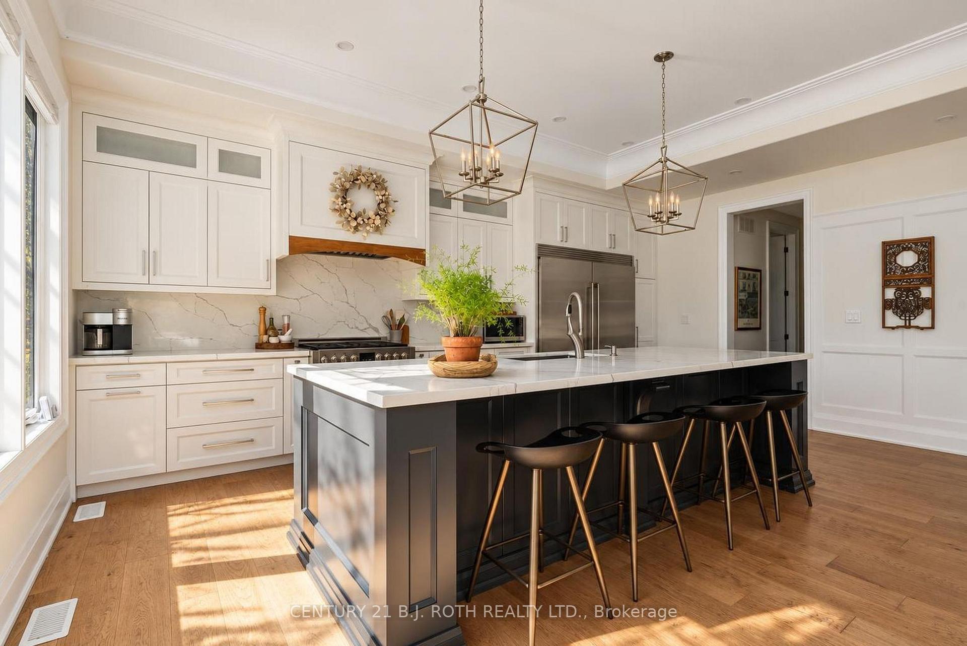 Photo 9 of 245 Sunnybrae Avenue, Innisfil, Stroud — HOMEH