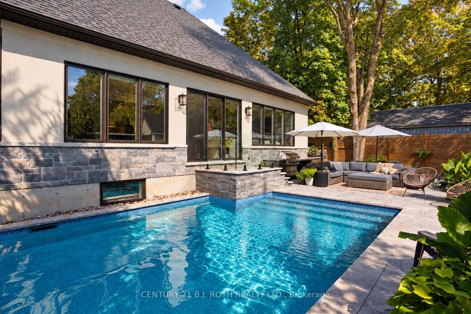 Photo 35 of 245 Sunnybrae Avenue, Innisfil, Stroud — HOMEH