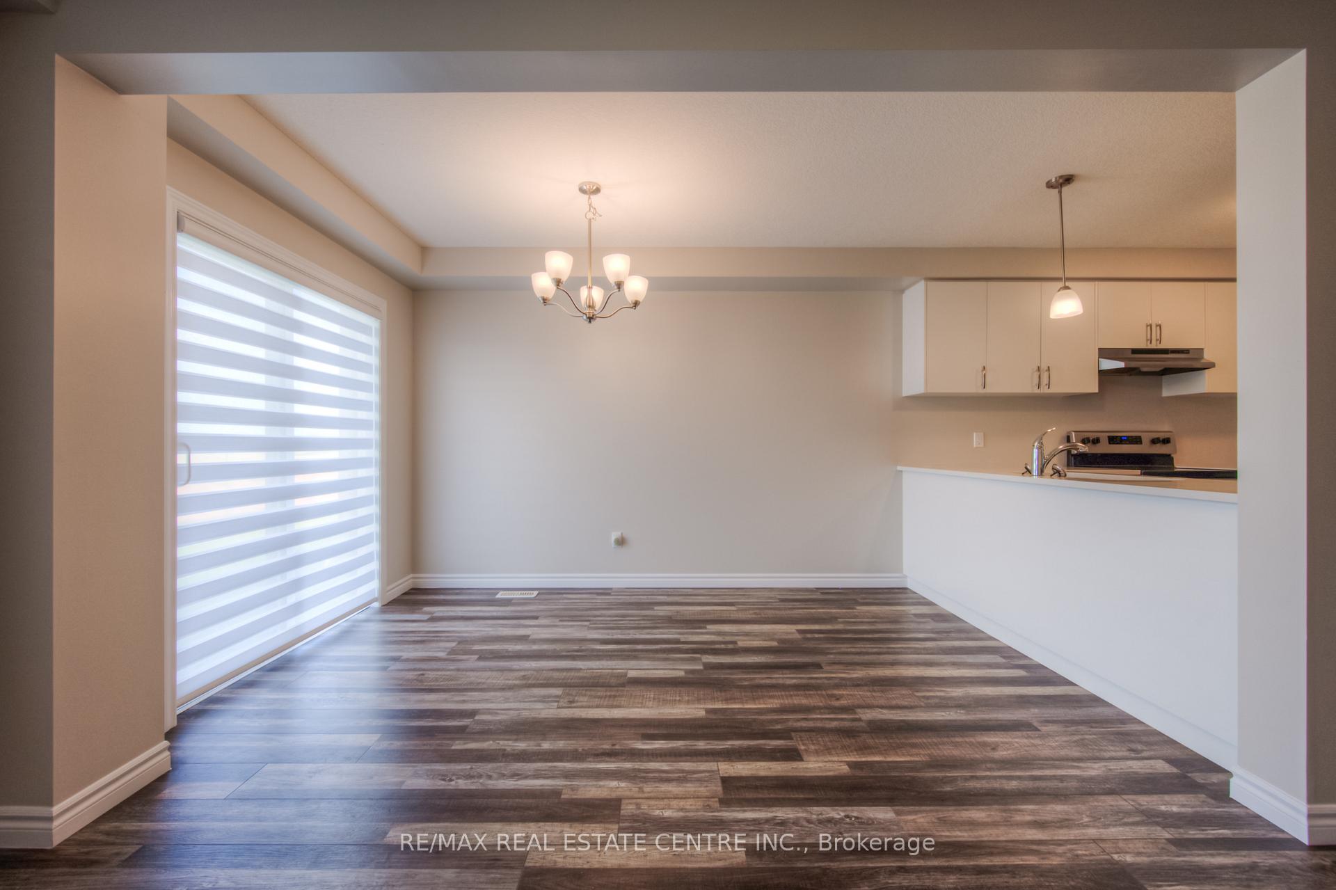 Photo 5 of 309 Bradshaw Drive, Stratford — HOMEH