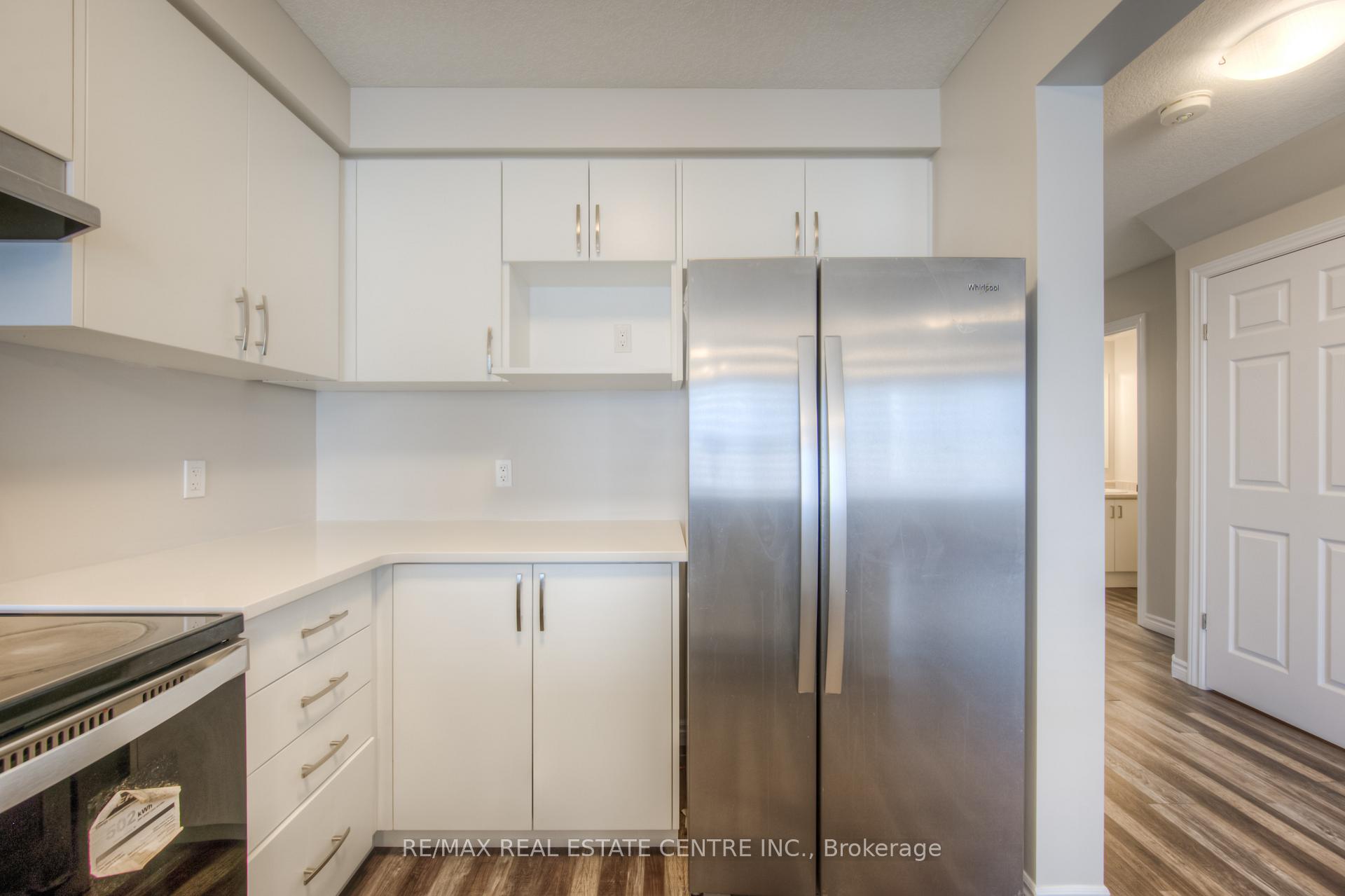 Photo 6 of 309 Bradshaw Drive, Stratford — HOMEH
