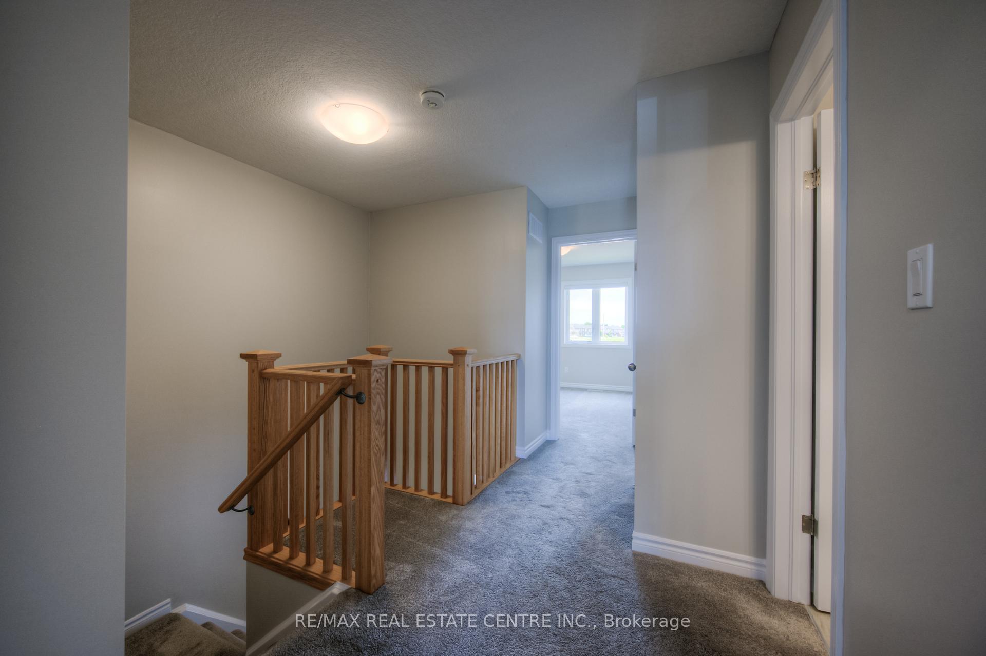 Photo 13 of 309 Bradshaw Drive, Stratford — HOMEH