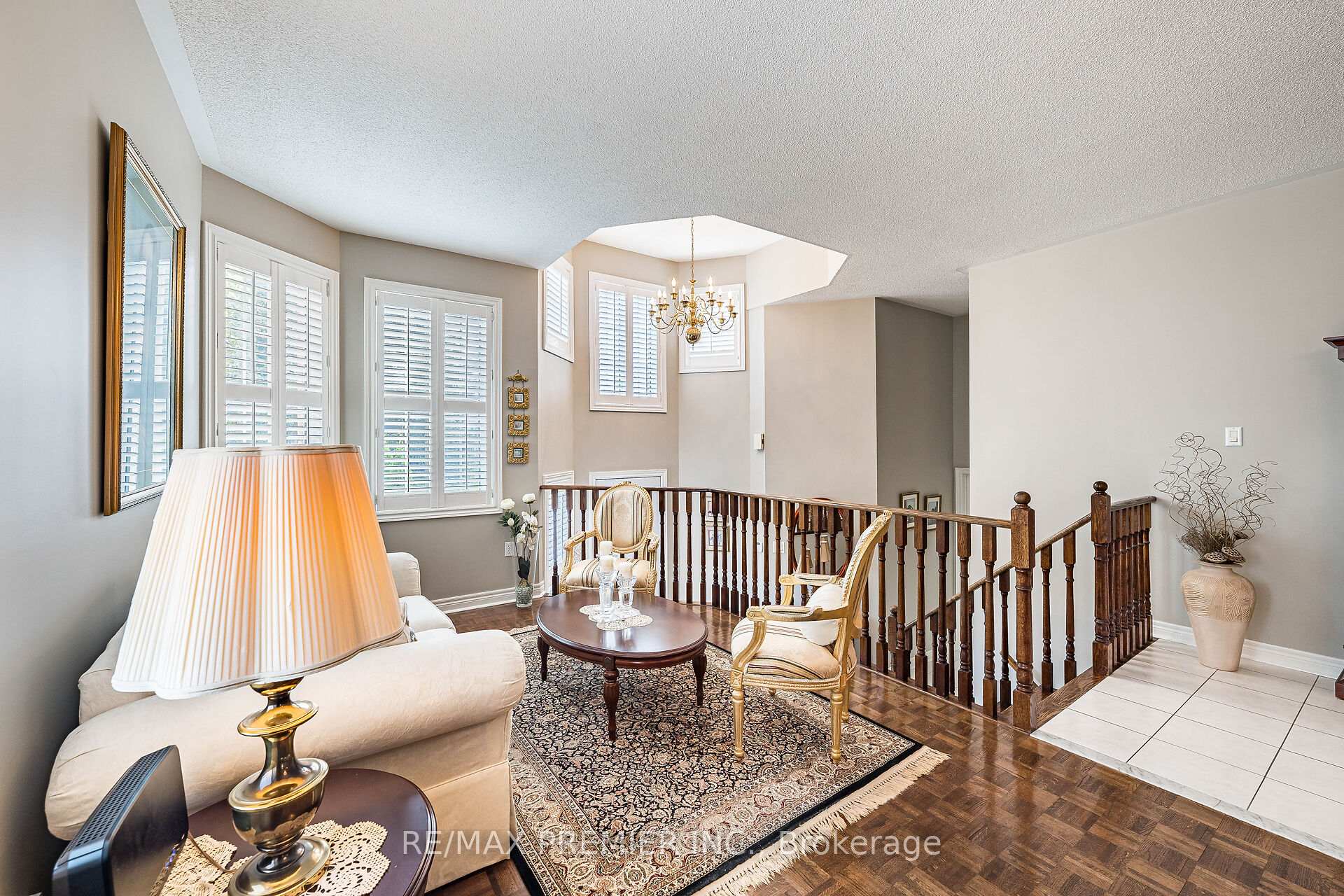 Photo 4 of 78 Coalbrook Court, Vaughan, East Woodbridge — HOMEH