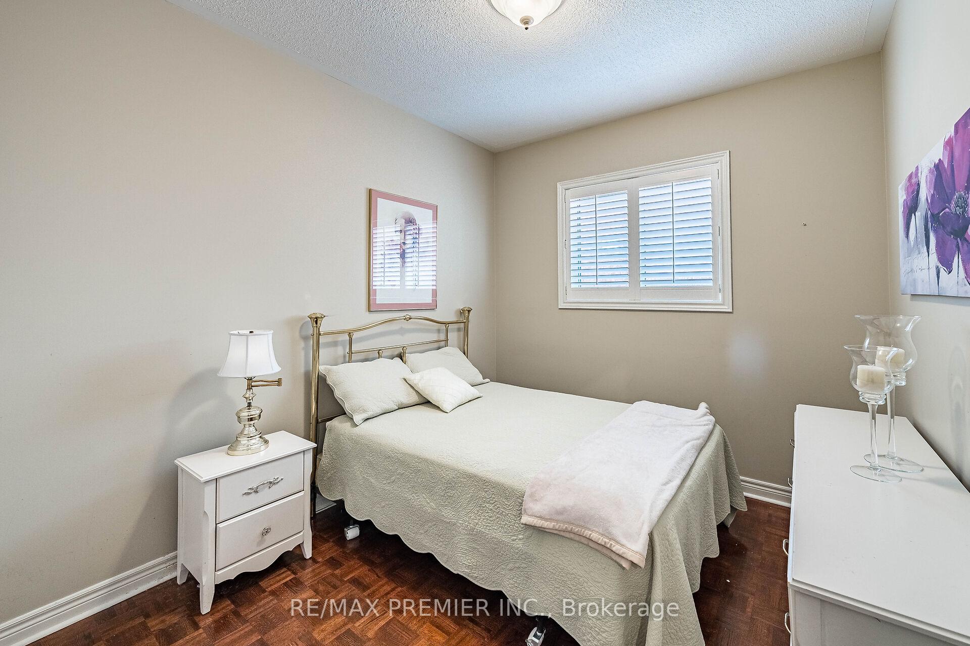 Photo 16 of 78 Coalbrook Court, Vaughan, East Woodbridge — HOMEH