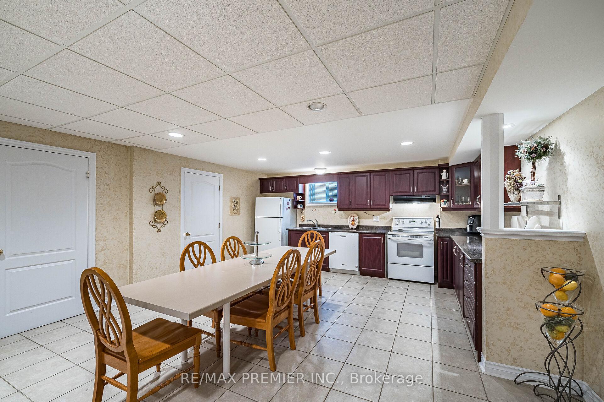 Photo 24 of 78 Coalbrook Court, Vaughan, East Woodbridge — HOMEH