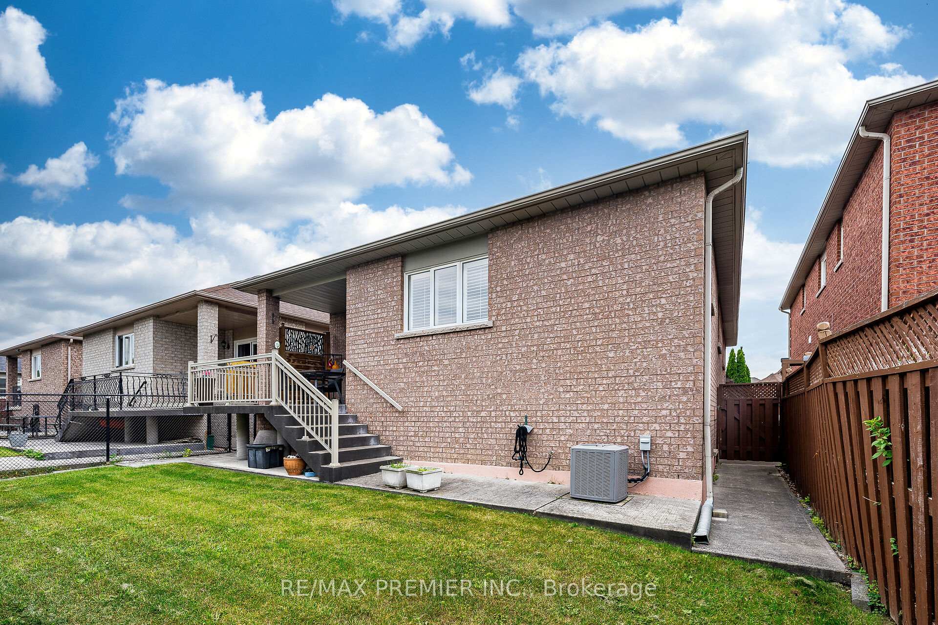 Photo 35 of 78 Coalbrook Court, Vaughan, East Woodbridge — HOMEH