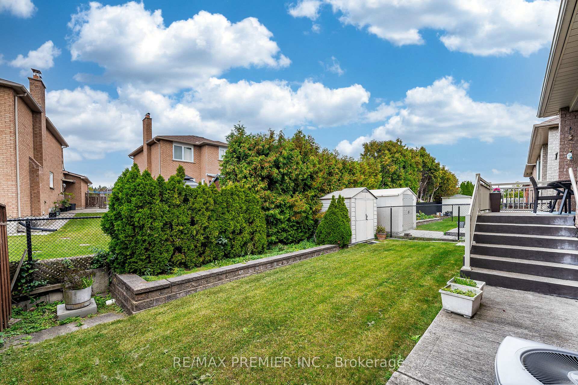 Photo 38 of 78 Coalbrook Court, Vaughan, East Woodbridge — HOMEH