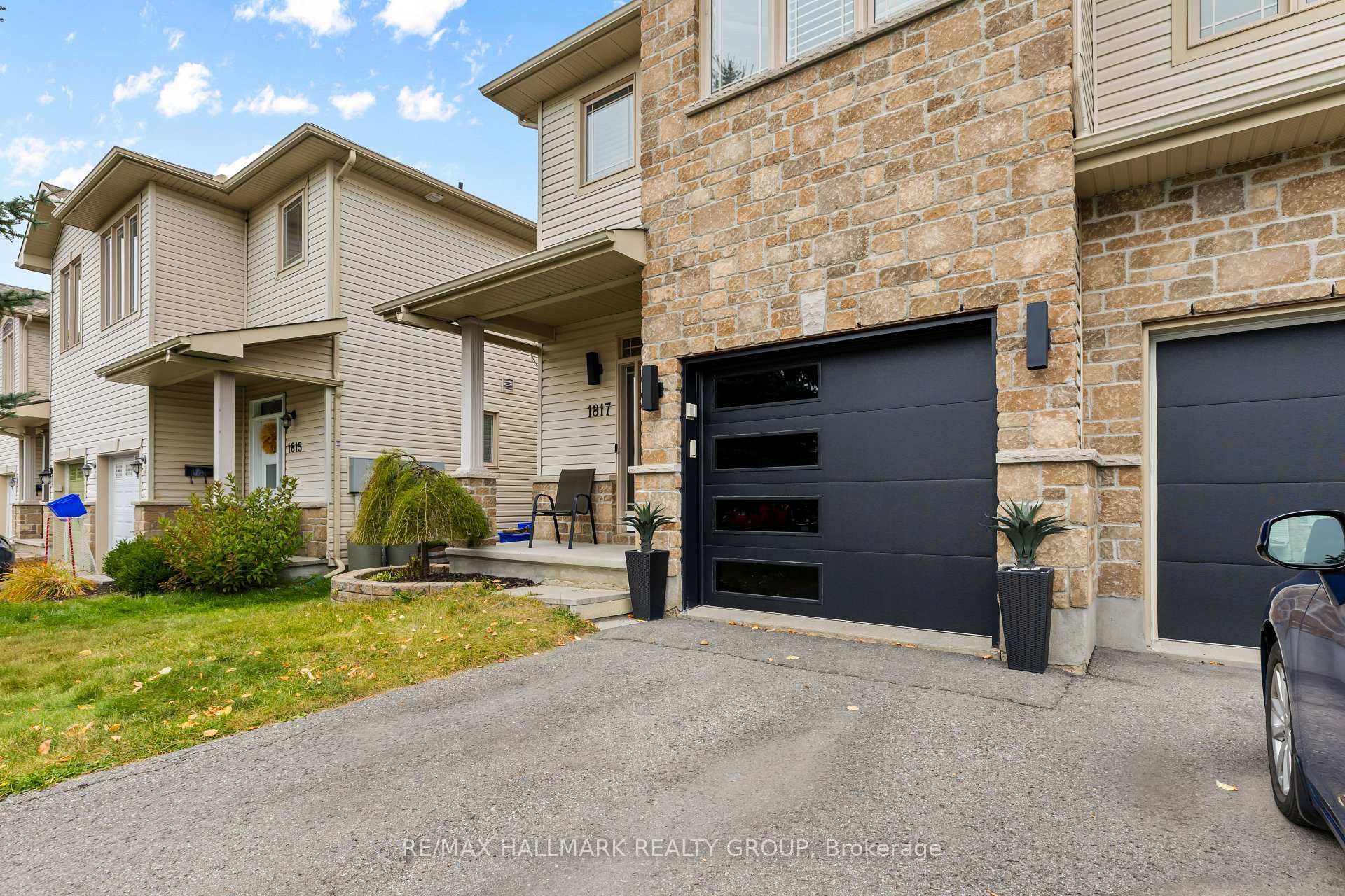 Photo 2 of 1817 Arrowgrass Way, Ottawa, Notting Hill/Summerside — HOMEH