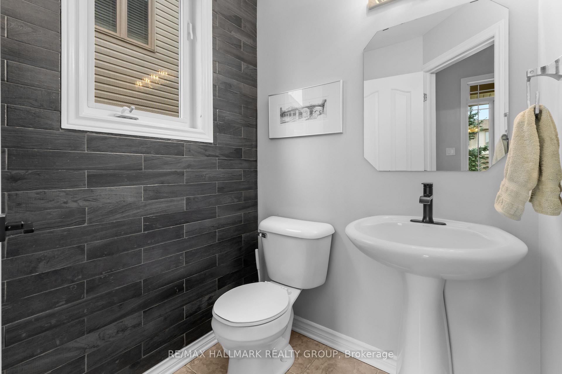 Photo 6 of 1817 Arrowgrass Way, Ottawa, Notting Hill/Summerside — HOMEH
