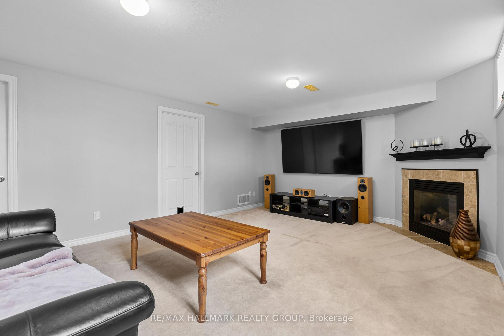 Photo 15 of 1817 Arrowgrass Way, Ottawa, Notting Hill/Summerside — HOMEH