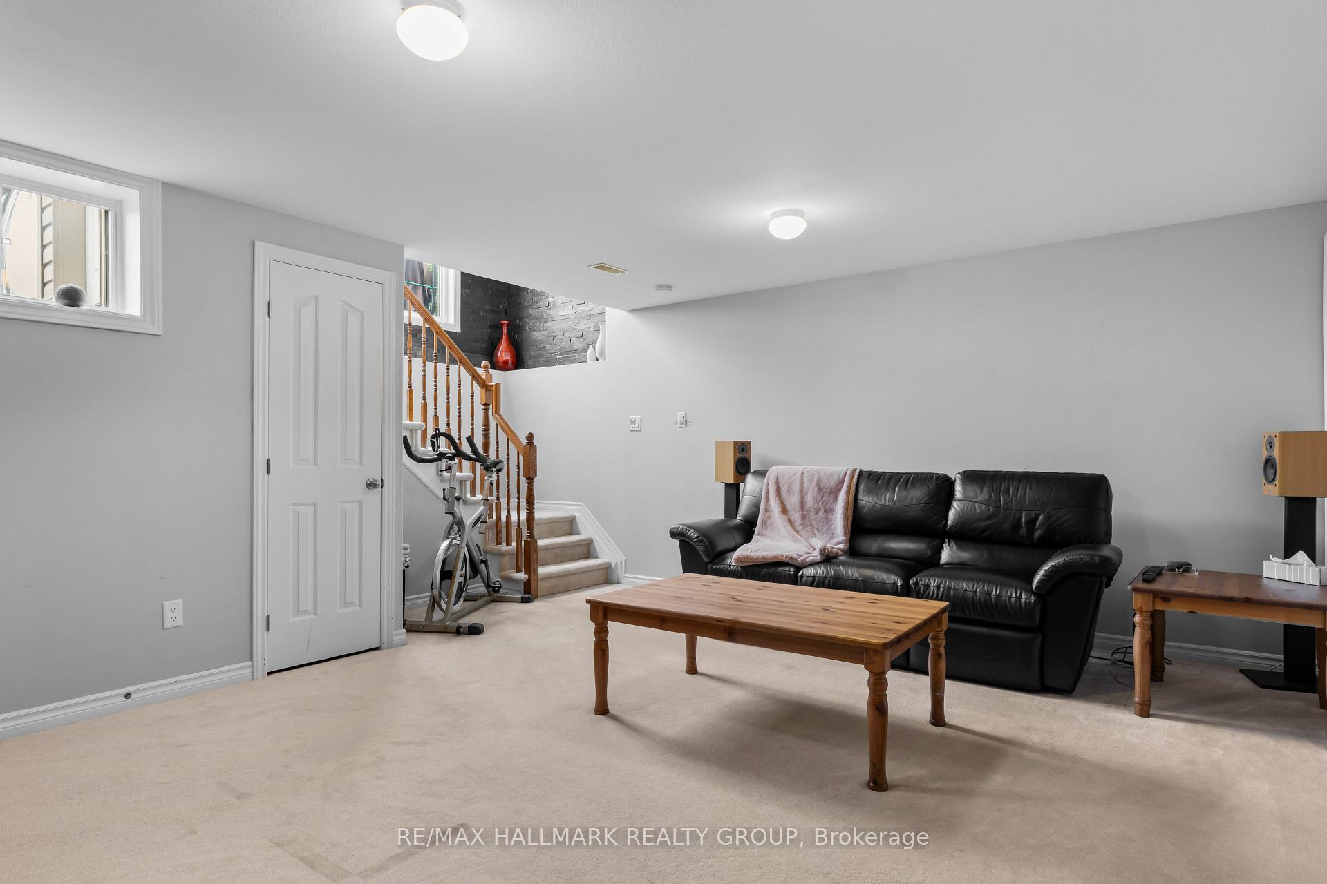 Photo 16 of 1817 Arrowgrass Way, Ottawa, Notting Hill/Summerside — HOMEH