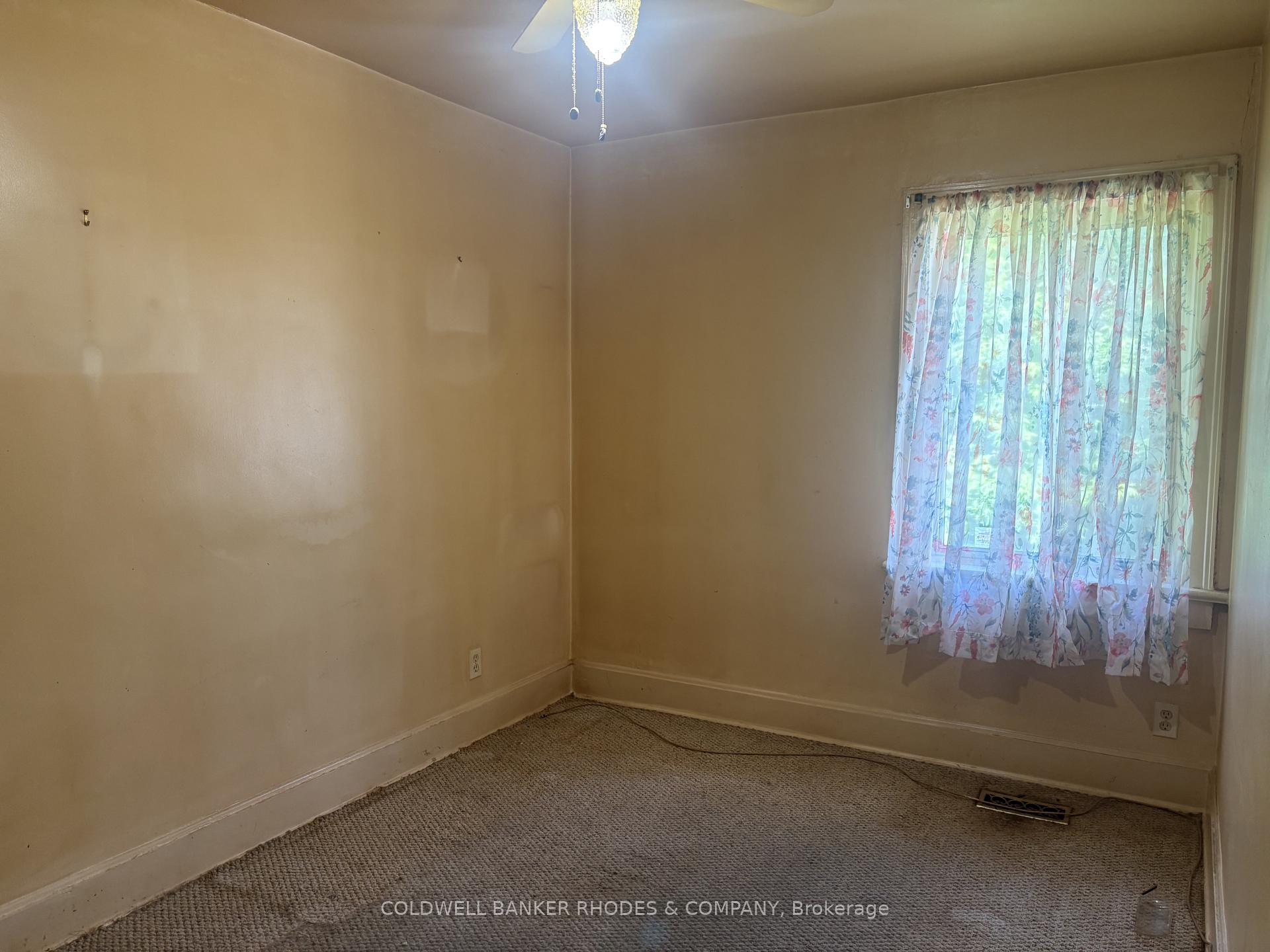 Photo 11 of 149 Sweetland Avenue, Ottawa, Sandy Hill — HOMEH