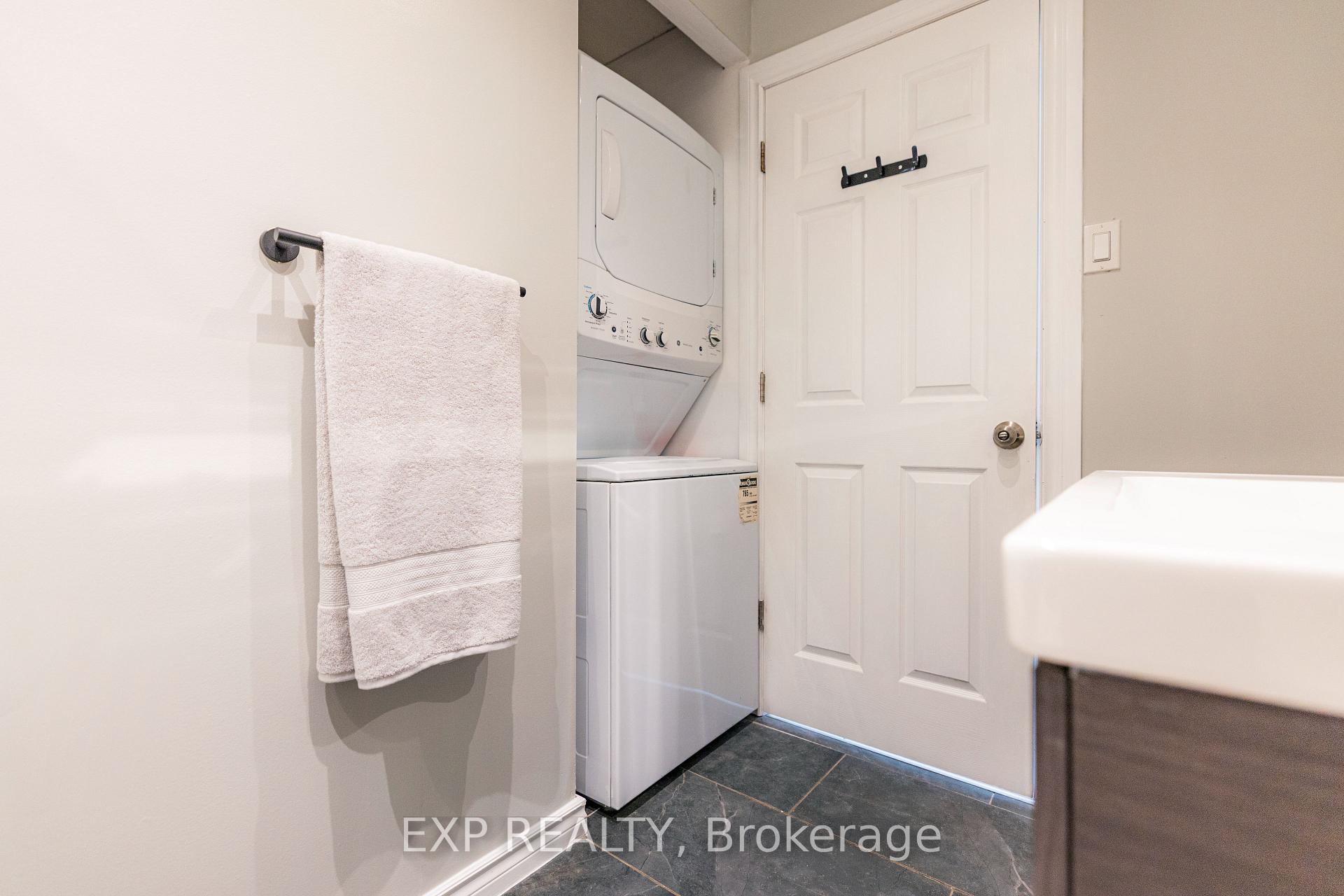 Photo 15 of 18 Nelson Avenue, Ajax, Central — HOMEH