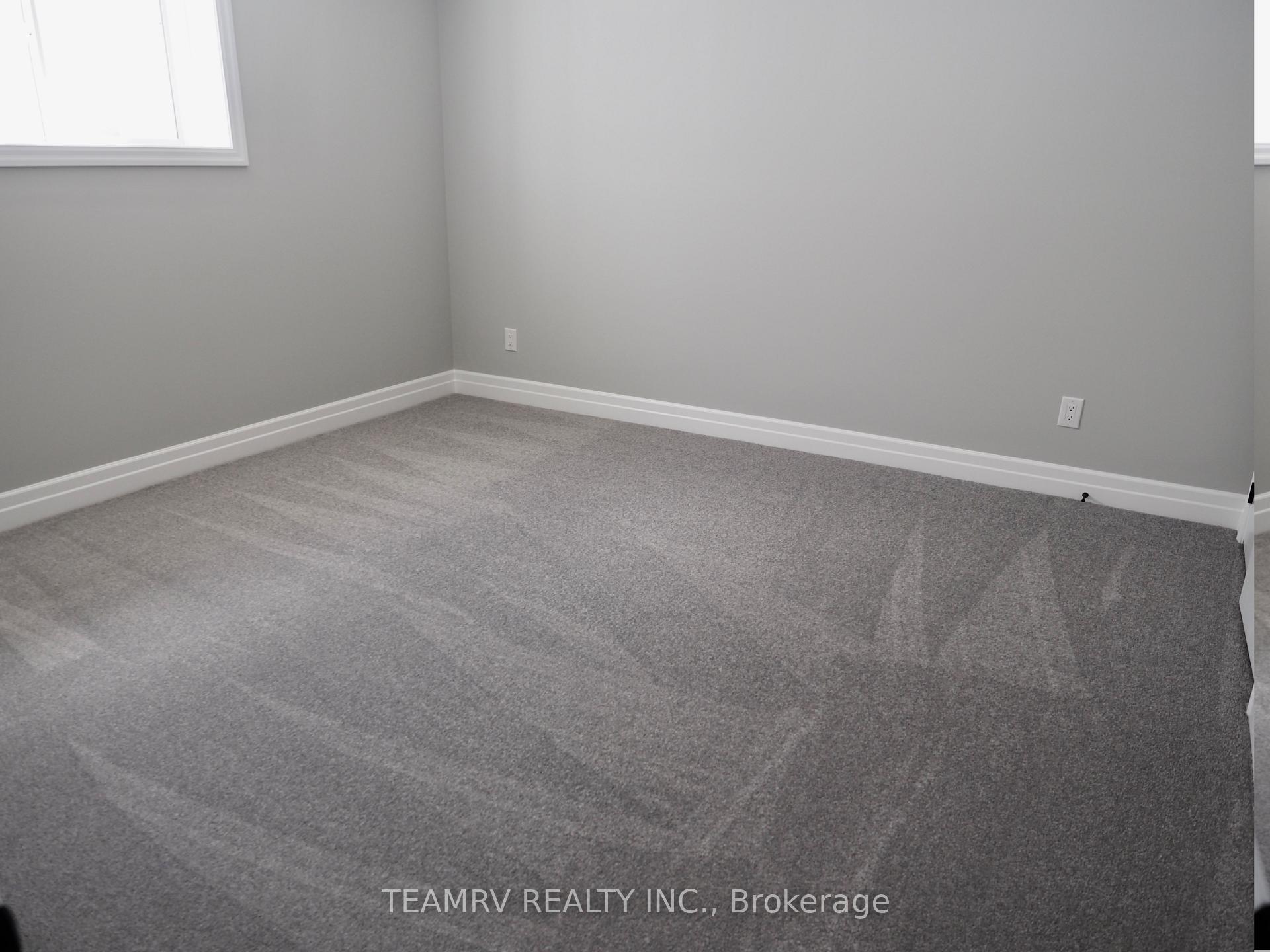 Photo 9 of 11 Sycamore Drive, Tillsonburg — HOMEH