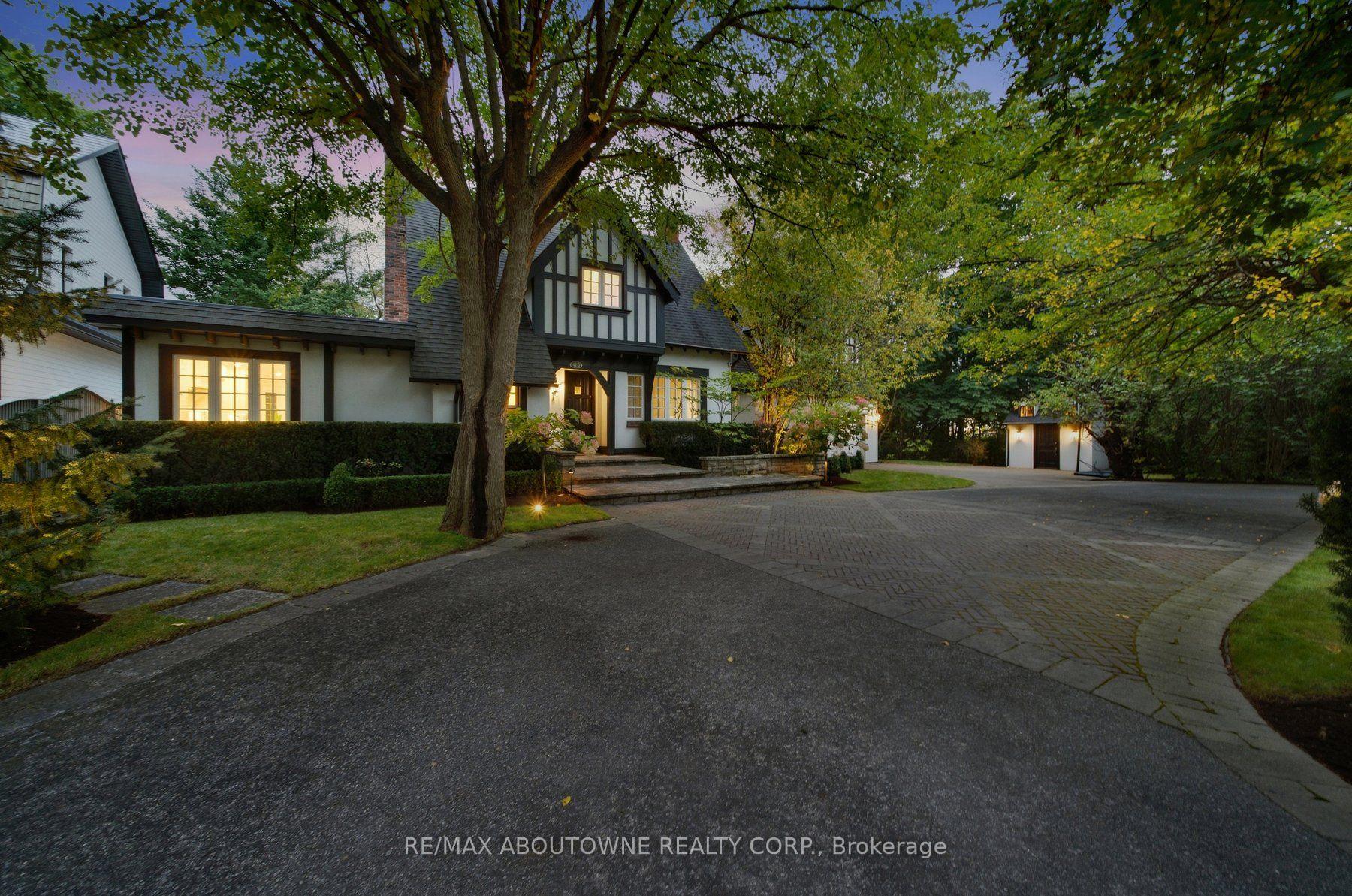 Photo 3 of 426 Trafalgar Road, Oakville, Old Oakville — HOMEH