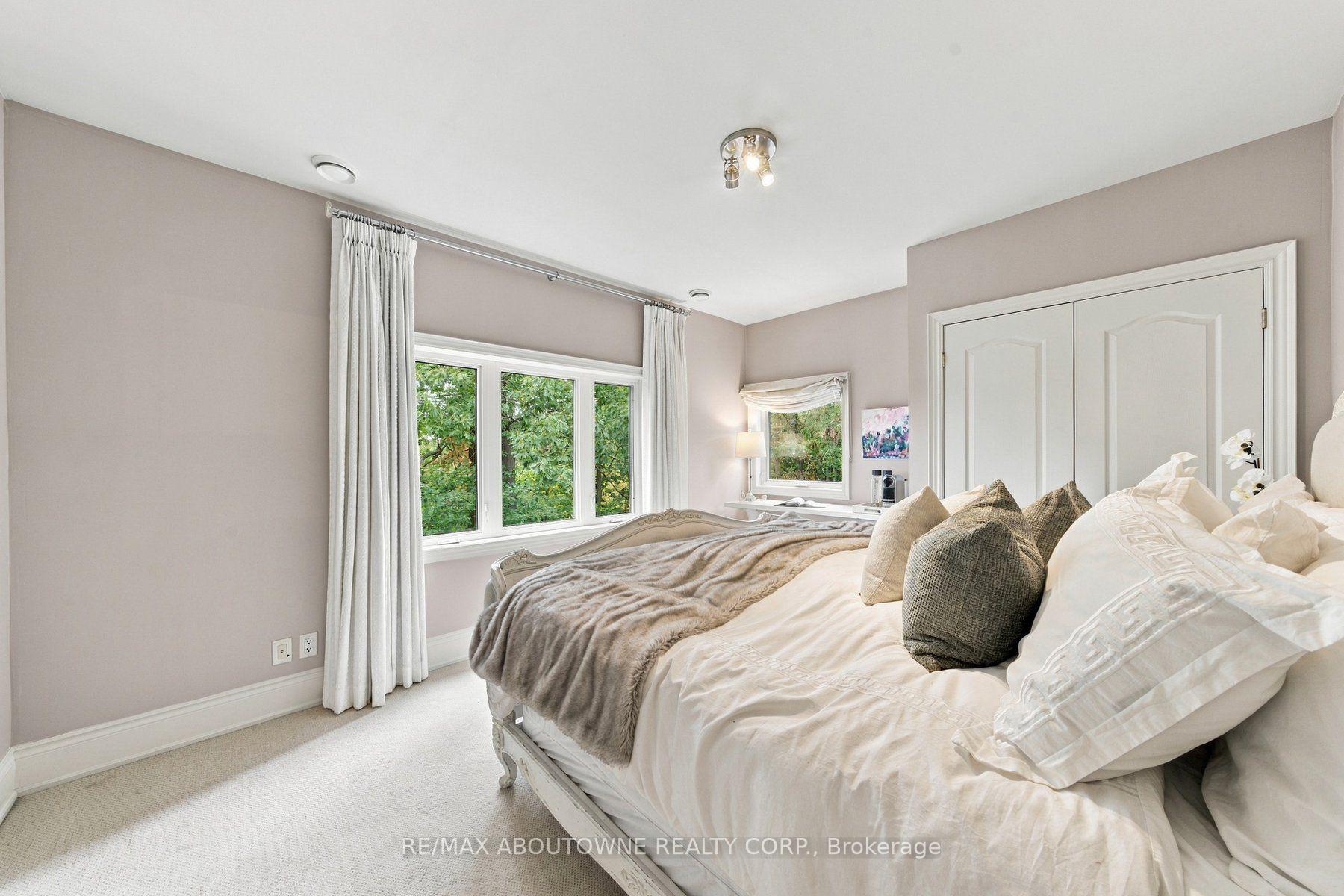 Photo 47 of 426 Trafalgar Road, Oakville, Old Oakville — HOMEH