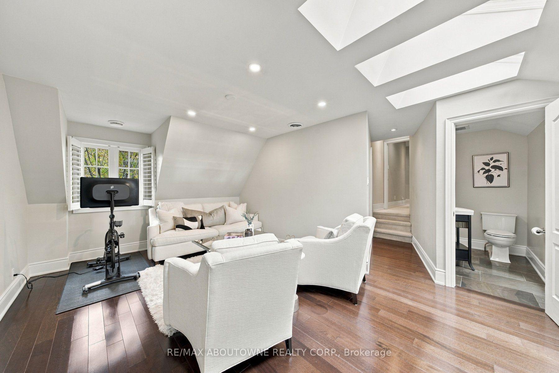 Photo 55 of 426 Trafalgar Road, Oakville, Old Oakville — HOMEH