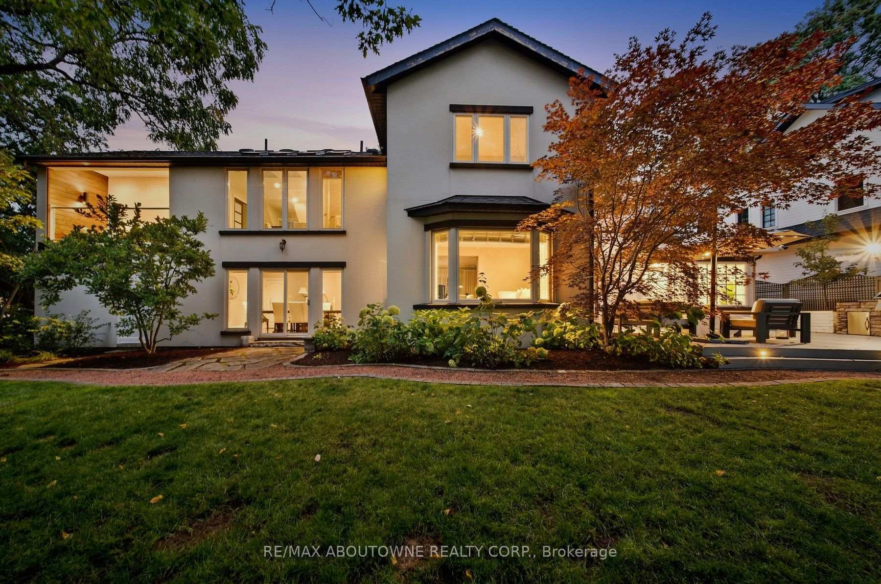 Photo 77 of 426 Trafalgar Road, Oakville, Old Oakville — HOMEH