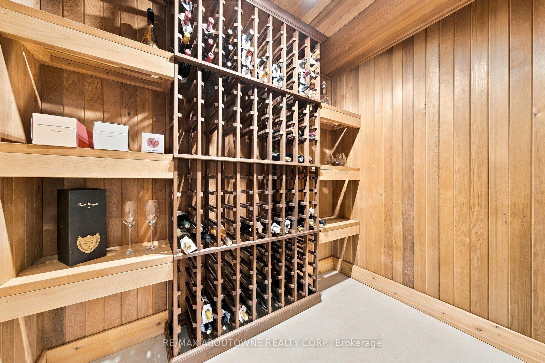 Photo 36 of 426 Trafalgar Road, Oakville, Old Oakville — HOMEH