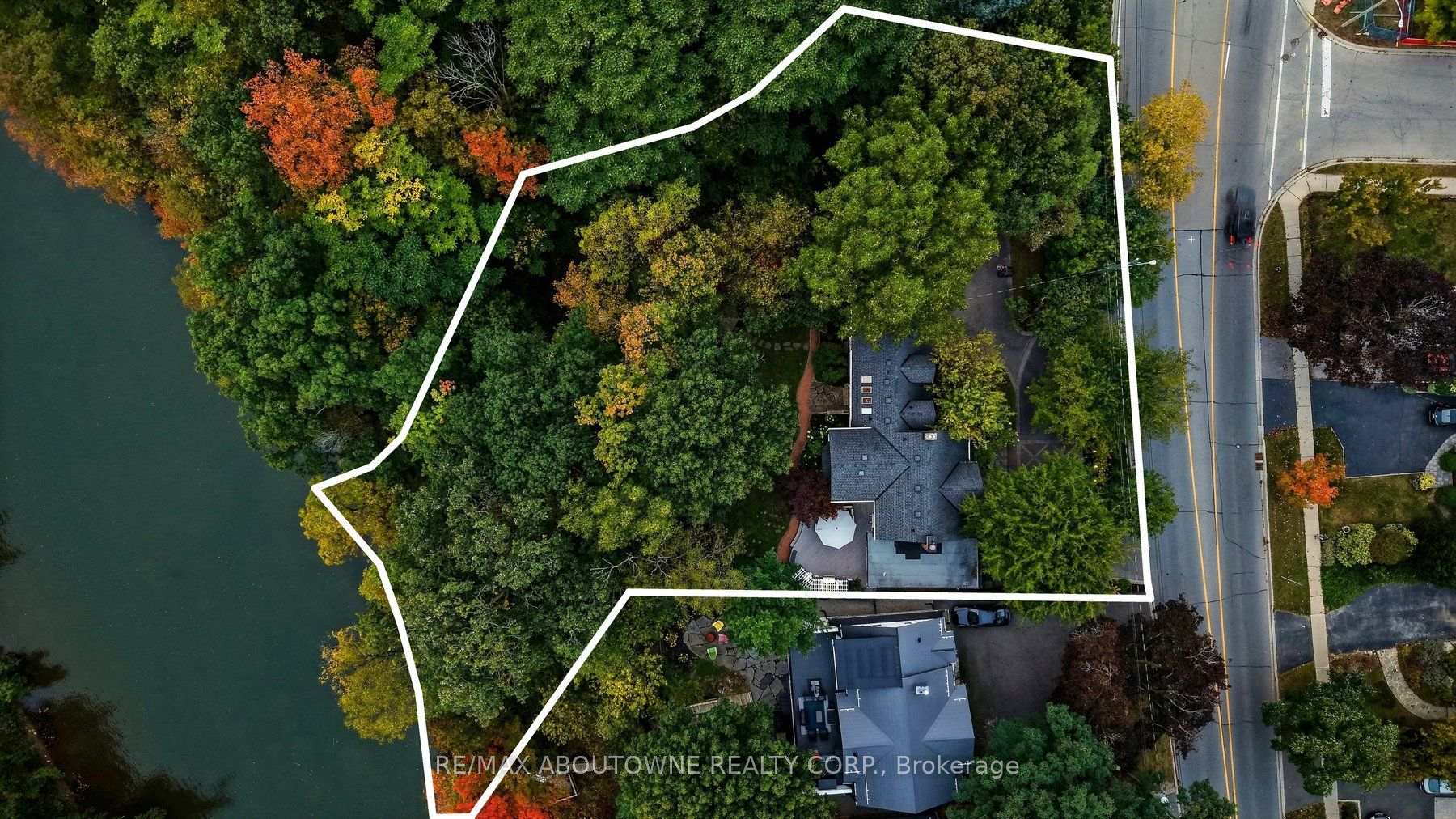 Photo 95 of 426 Trafalgar Road, Oakville, Old Oakville — HOMEH