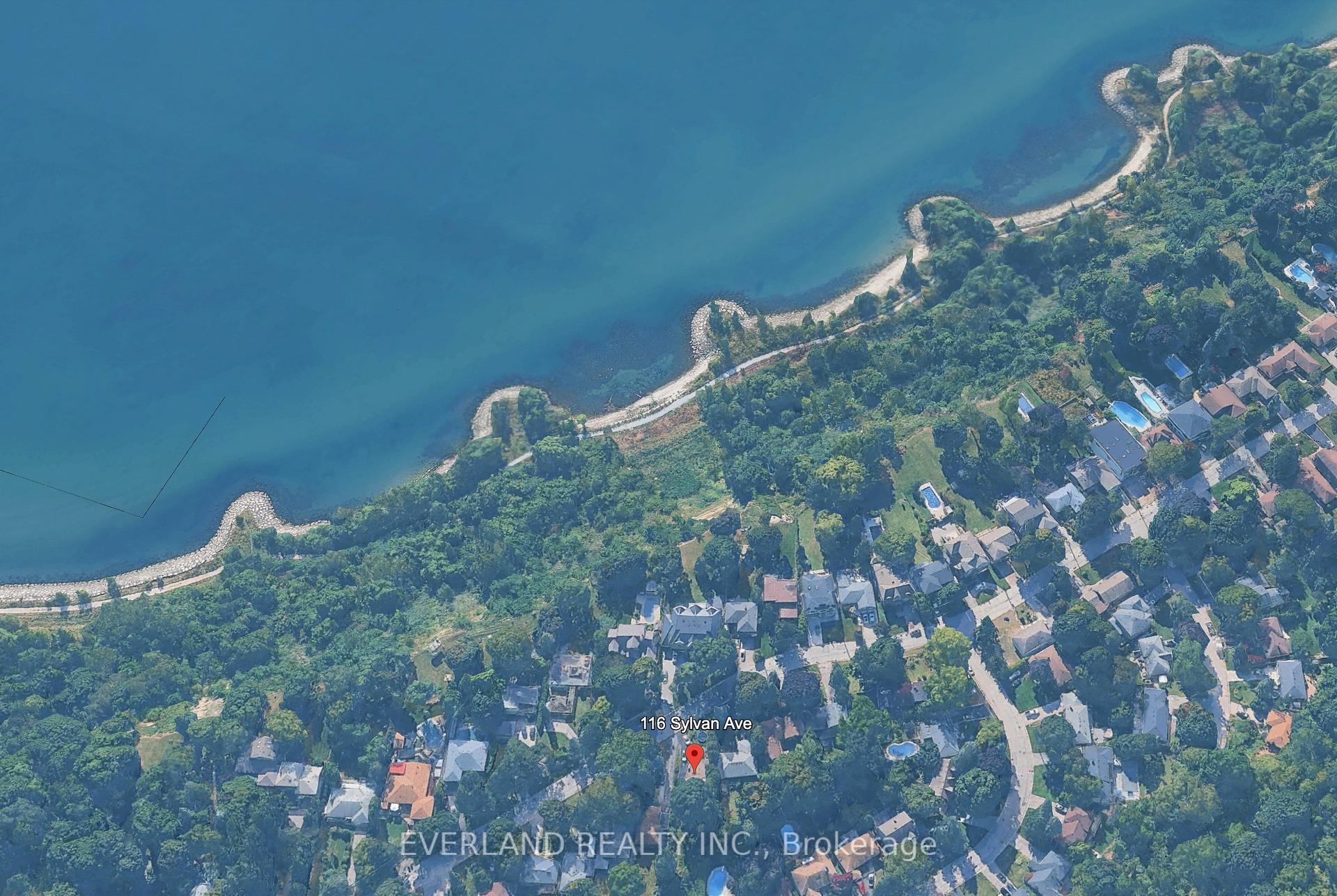 Photo 2 of Unit Main, 116 Sylvan Avenue, Scarborough, Scarborough Village — HOMEH