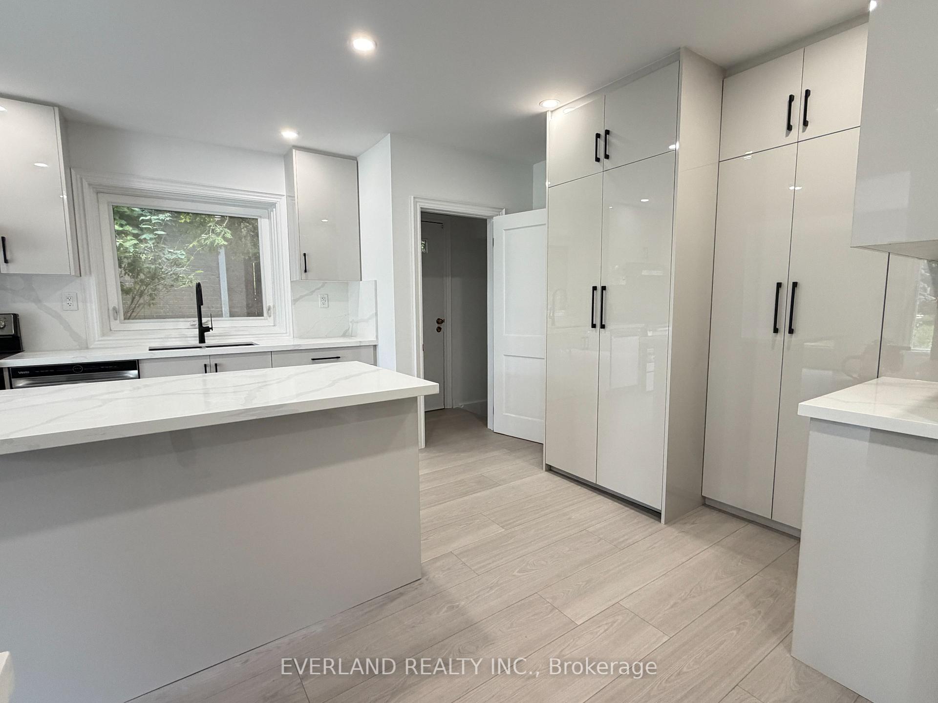 Photo 9 of Unit Main, 116 Sylvan Avenue, Scarborough, Scarborough Village — HOMEH