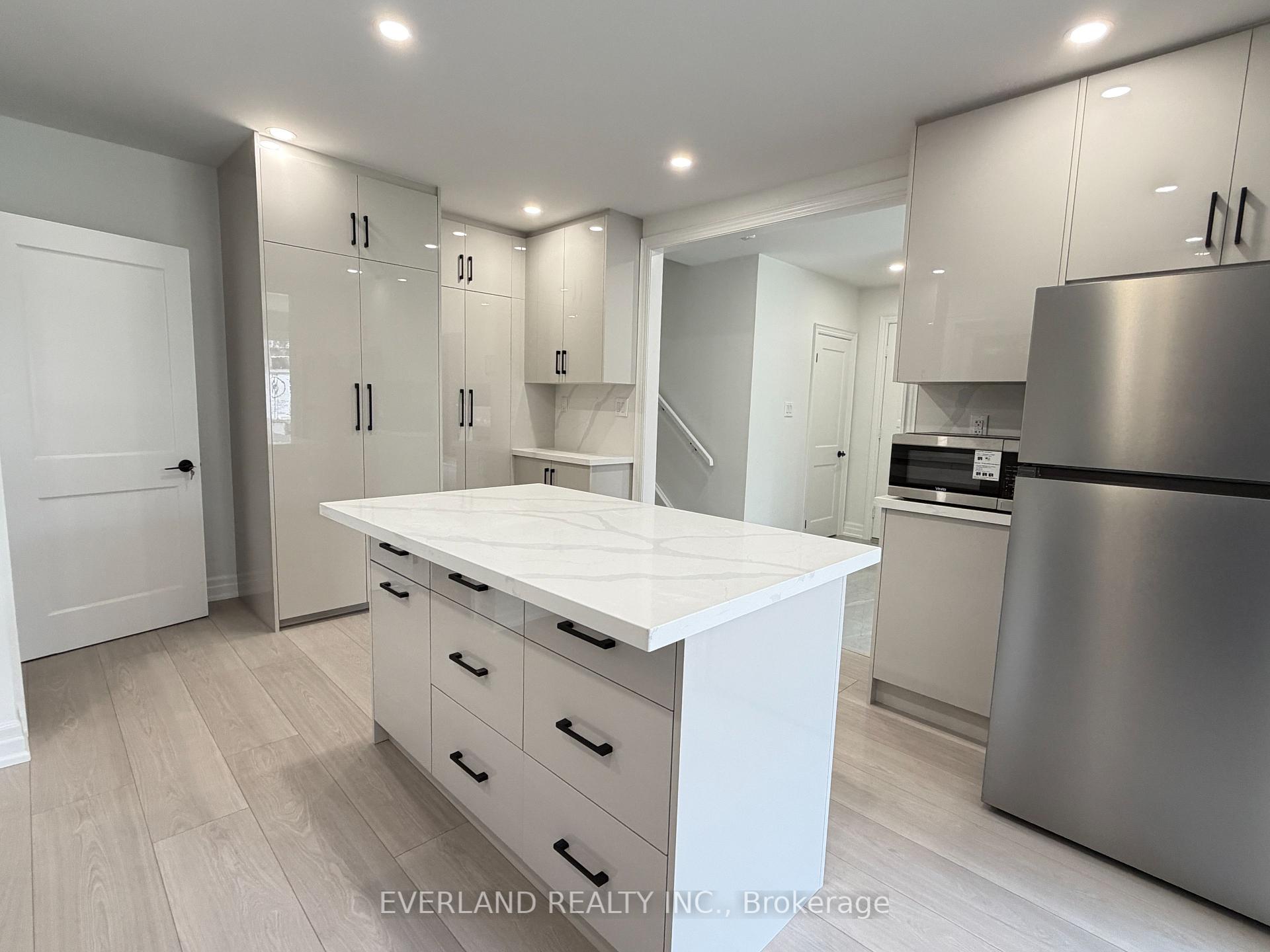 Photo 12 of Unit Main, 116 Sylvan Avenue, Scarborough, Scarborough Village — HOMEH